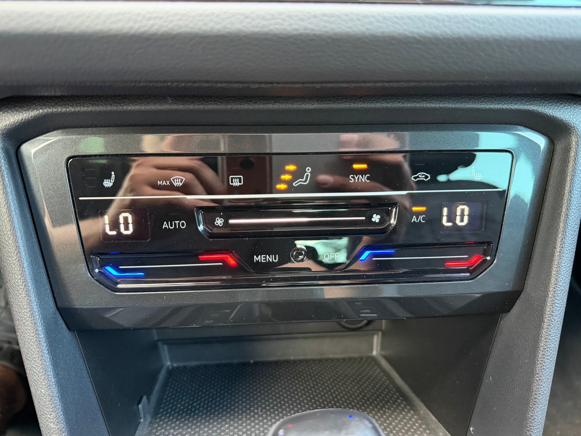 VW Tiguan 1.5TSI Evo R-Line 75 Edition DSG-image-19