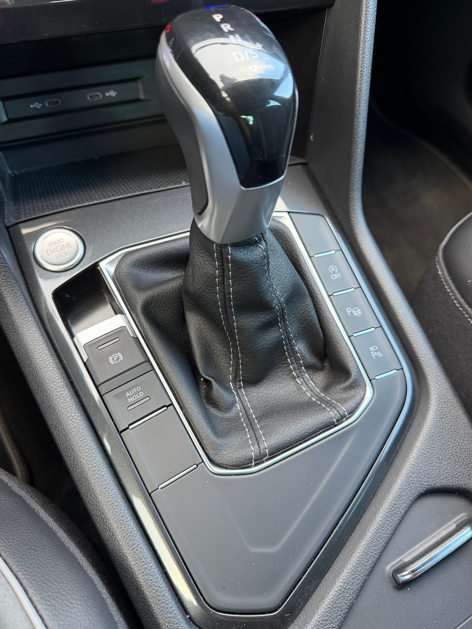 VW Tiguan 1.5TSI Evo R-Line 75 Edition DSG-image-18