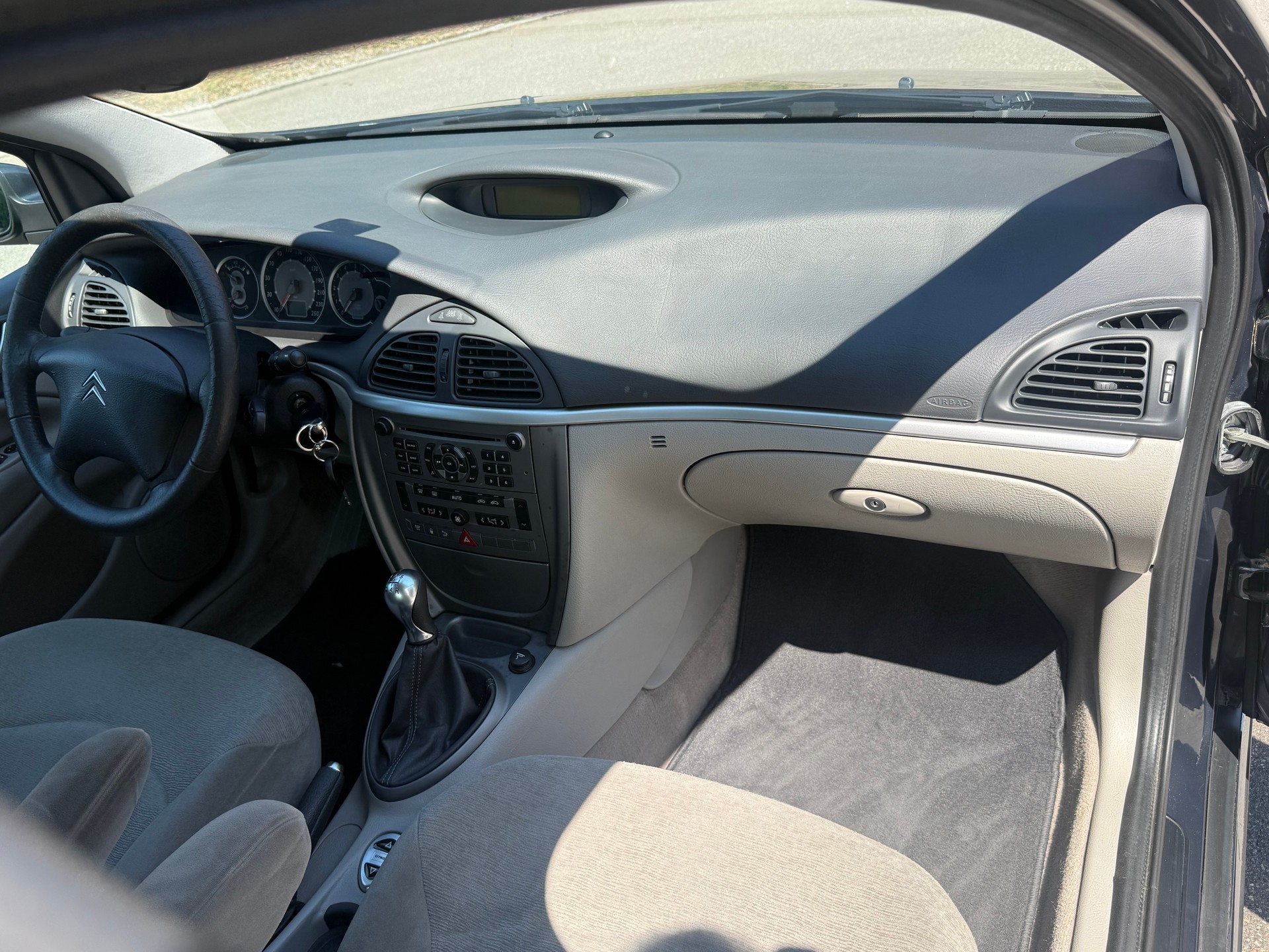 CITROEN C5 Berline 1.6 HDi SX-image-19