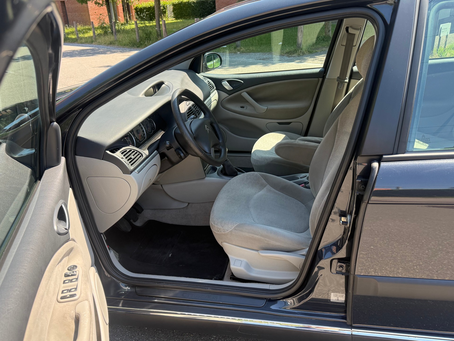 CITROEN C5 Berline 1.6 HDi SX-image-14