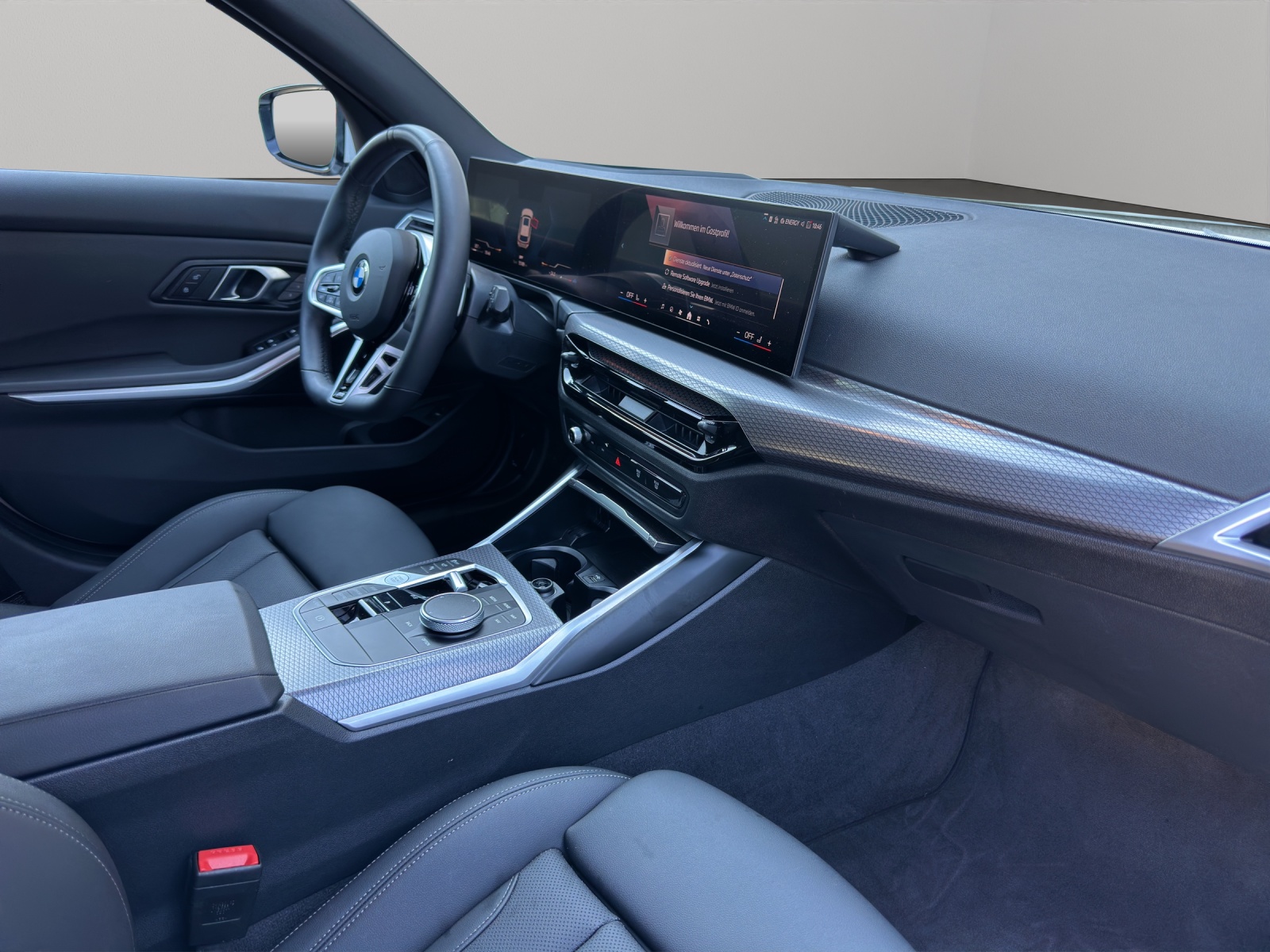 BMW 320d xDrive 48V Touring Steptronic M Sport đ*CH*gratis Service*-image-12