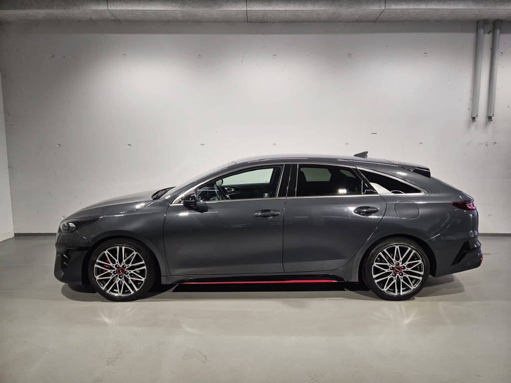 KIA ProCeed 1.6 T-GDi GT-showroom-element-2