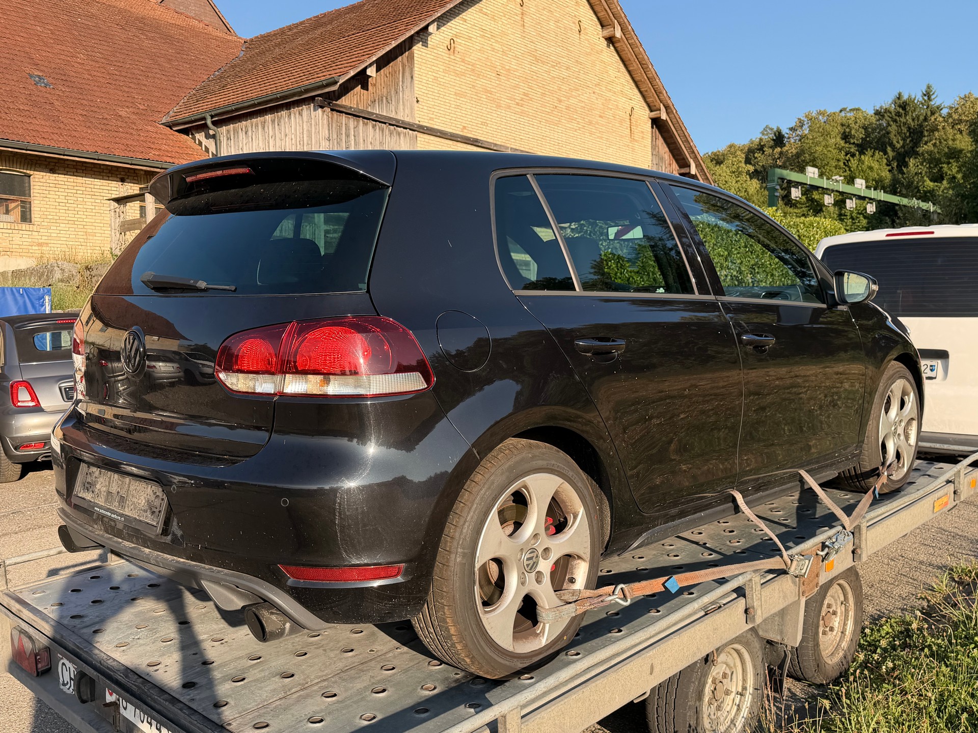 VW Golf 2.0 TSI GTI-image-4