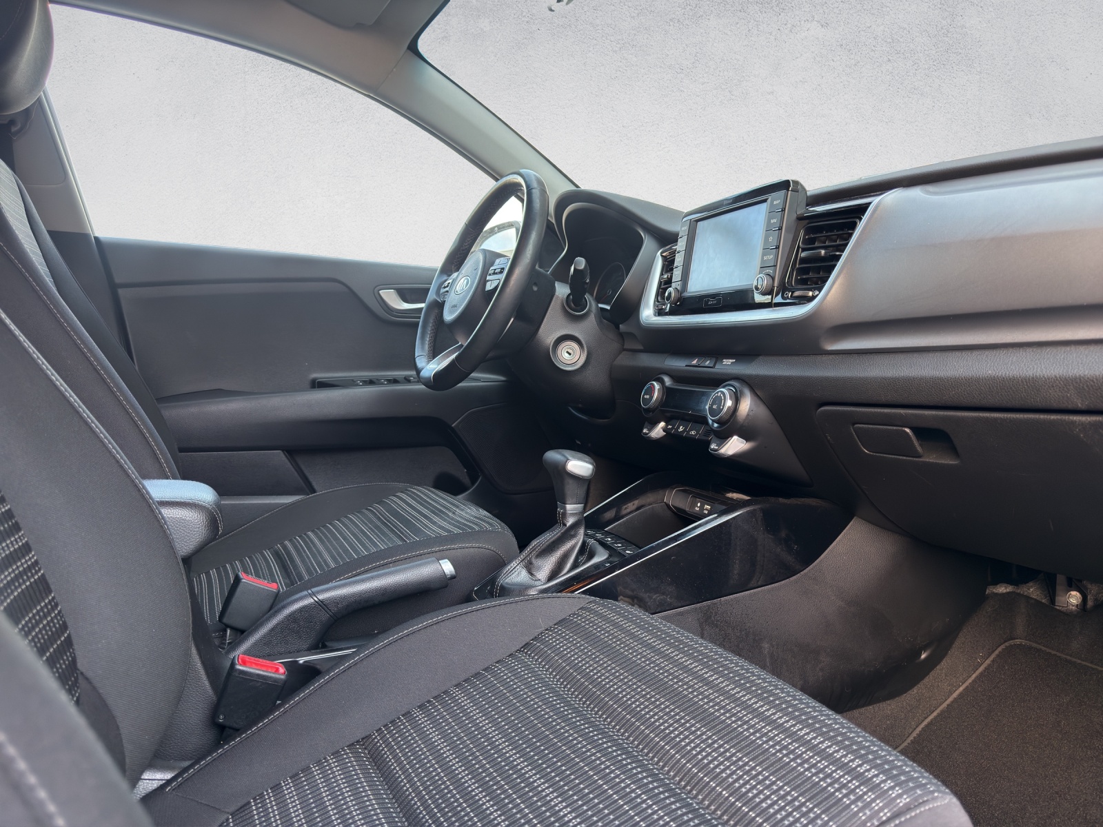 KIA Stonic 1.0 T-GDi-image-13