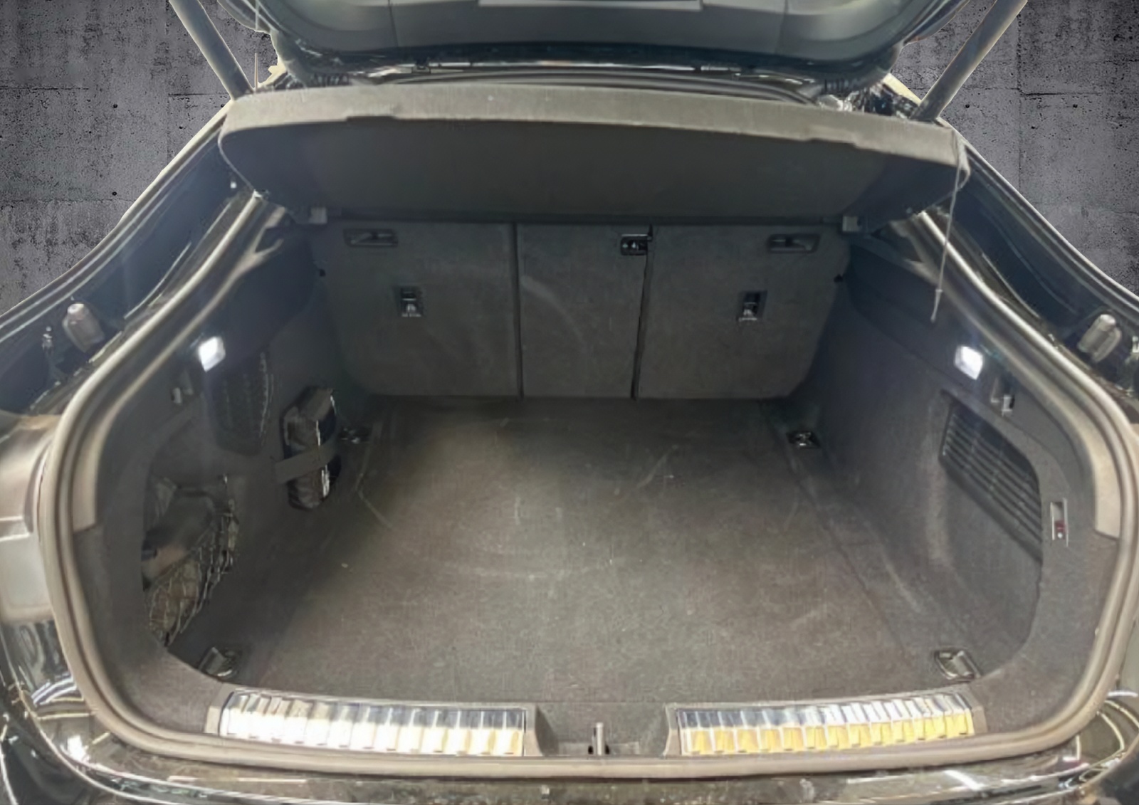 AUDI A5 Limousine TDI quattro S-Line Attraction S tronic *CH-Fzg / Gratisservice / Garantie*-image-10