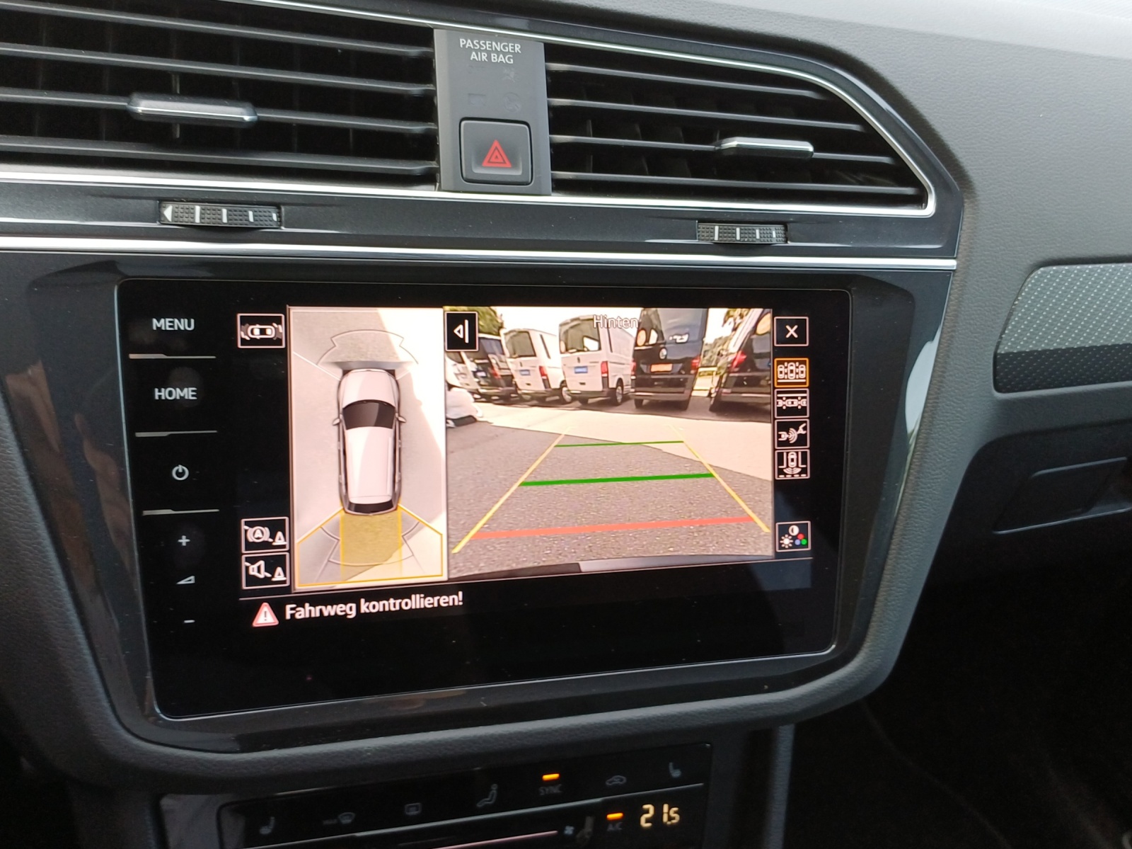 VW Tiguan 2.0TSI R 4Motion DSG-image-15