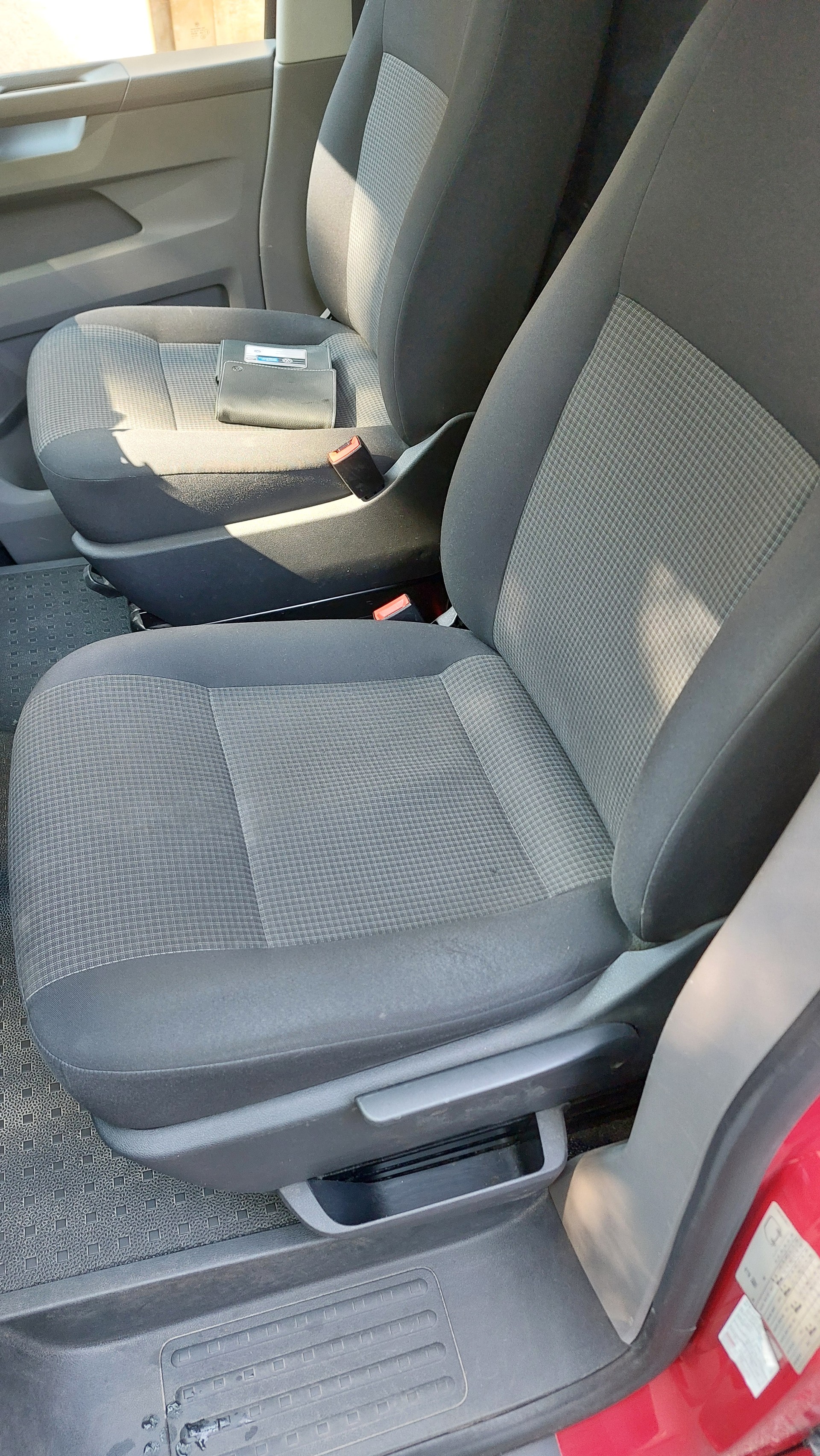 VW T6.1 2.0 TDI 4Motion-image-8