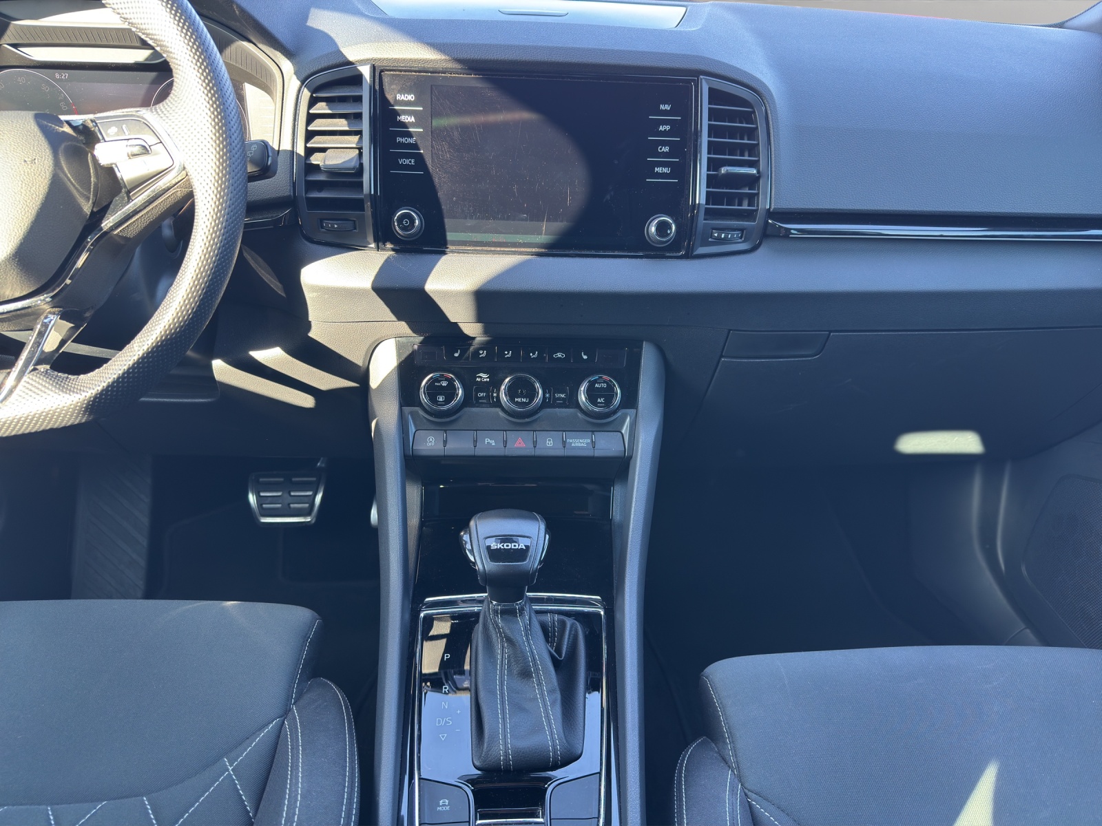 SKODA Karoq 1.5 TSI SportLine DSG-image-11