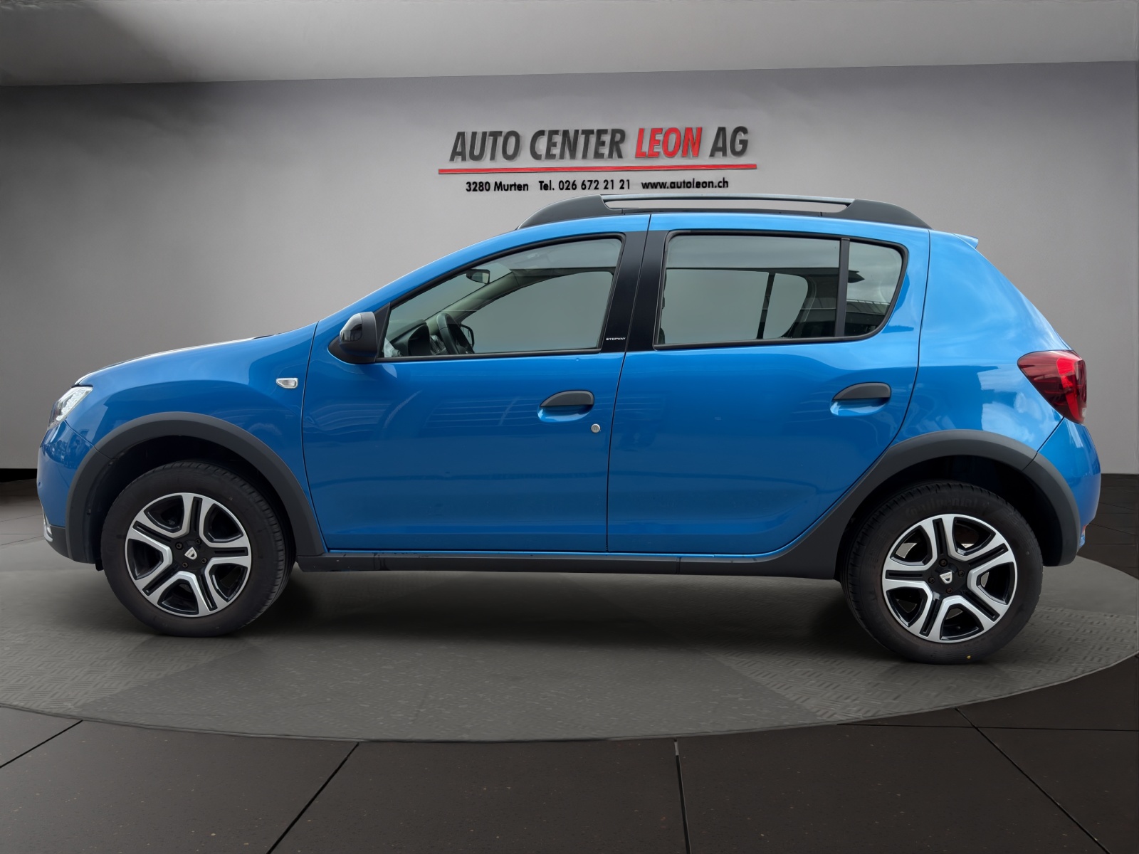 DACIA Sandero Tce 90 Stepway Automatic-image-2