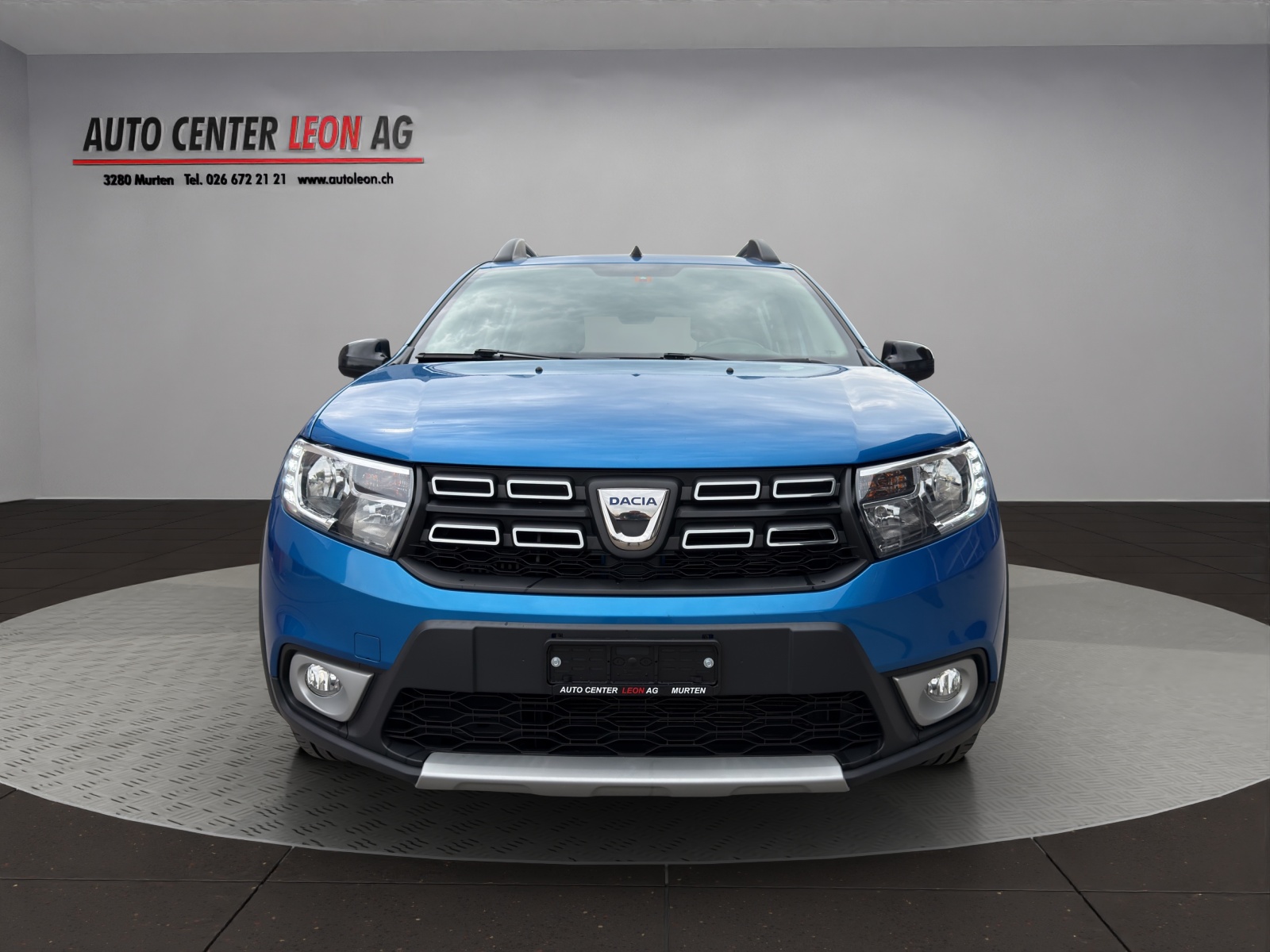 DACIA Sandero Tce 90 Stepway Automatic-image-0