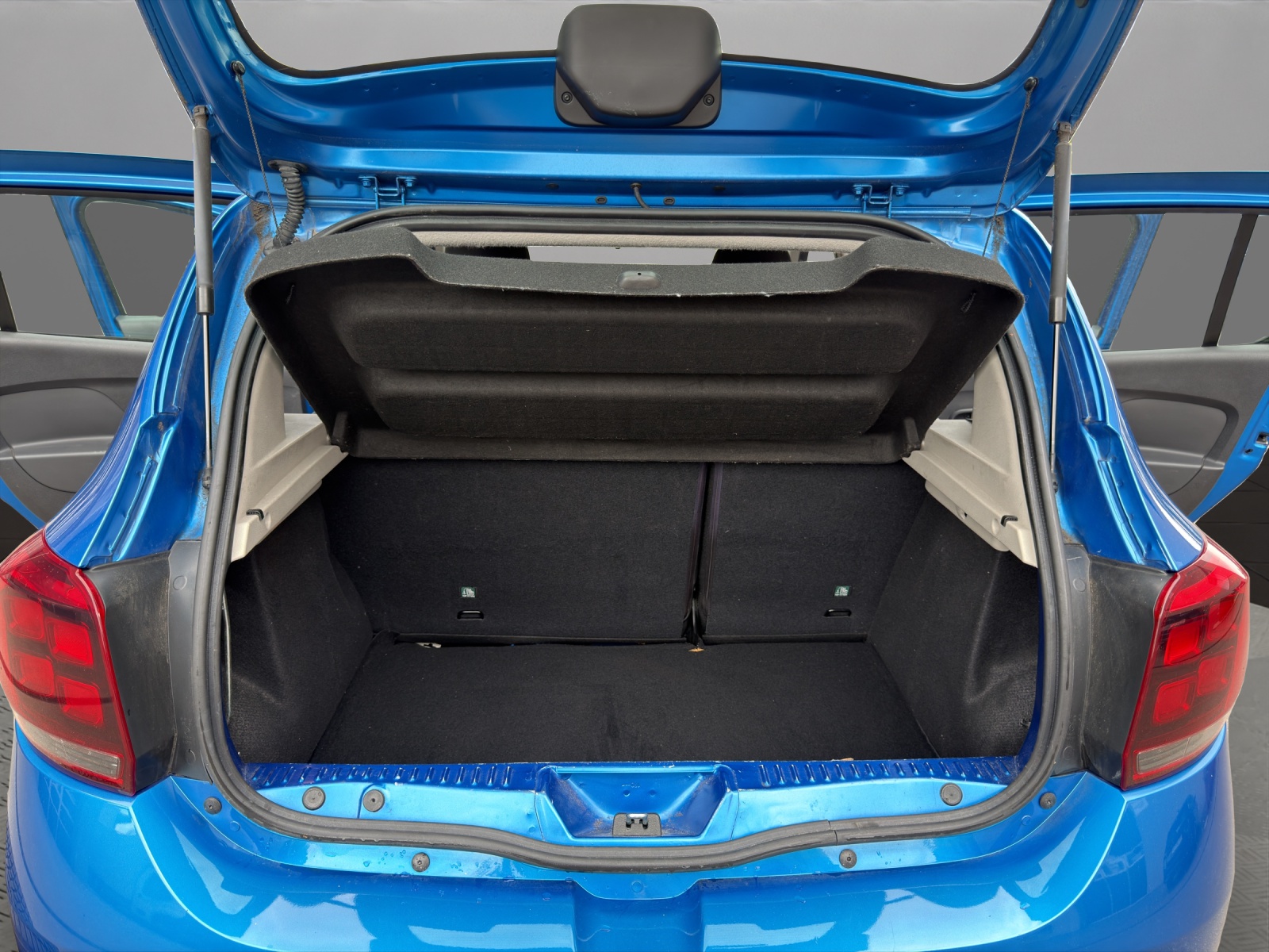 DACIA Sandero Tce 90 Stepway Automatic-image-18