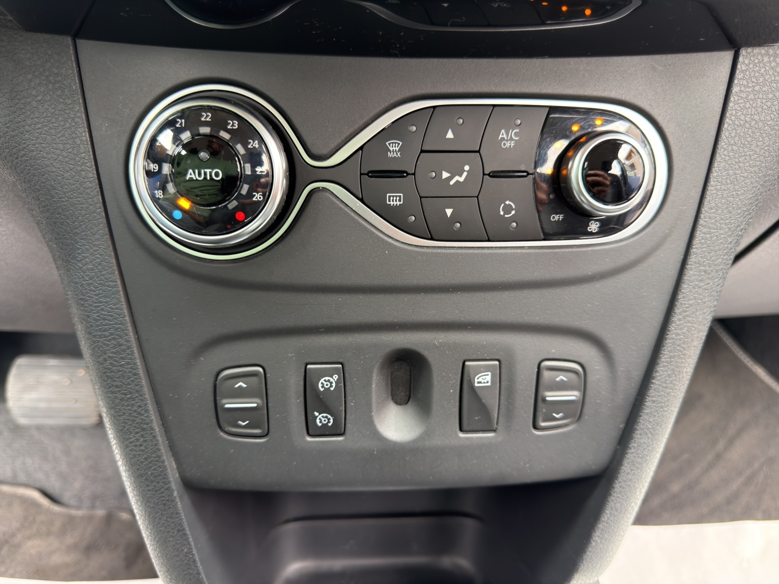 DACIA Sandero Tce 90 Stepway Automatic-image-15