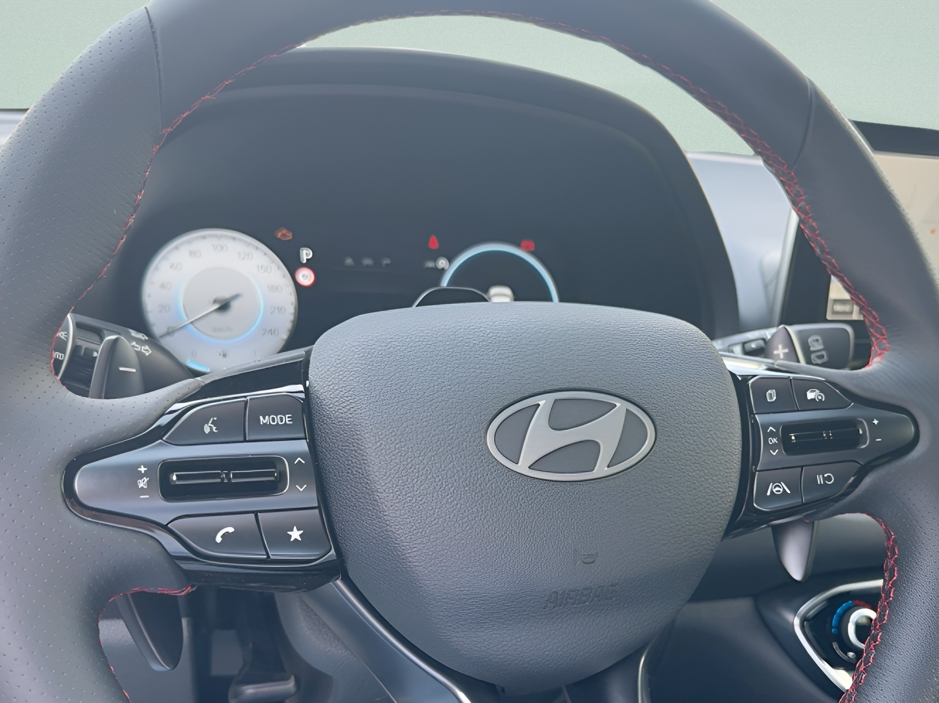 HYUNDAI i30 Wagon 1.6 T-GDi N-Line DCT-image-15
