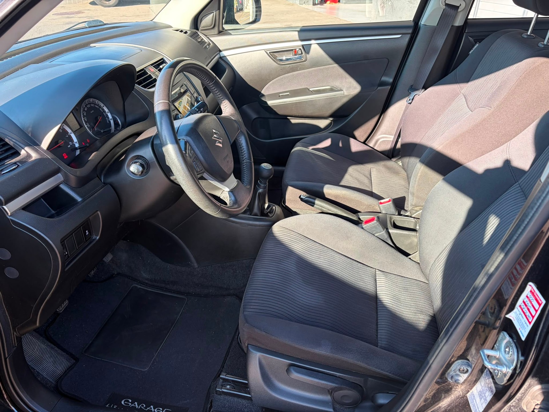 SUZUKI Swift 1.2i 16V GL Top 4x4-image-7