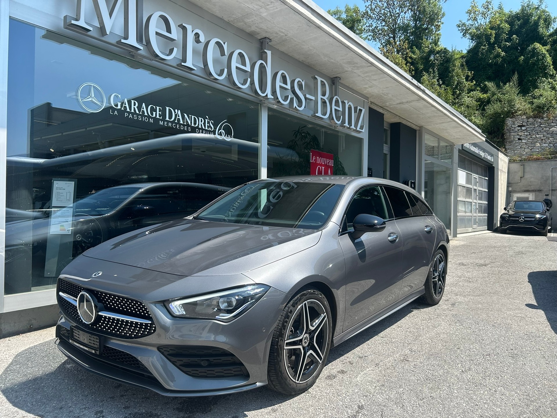 MERCEDES-BENZ CLA Shooting Brake 250 4Matic AMG Line Swiss Star