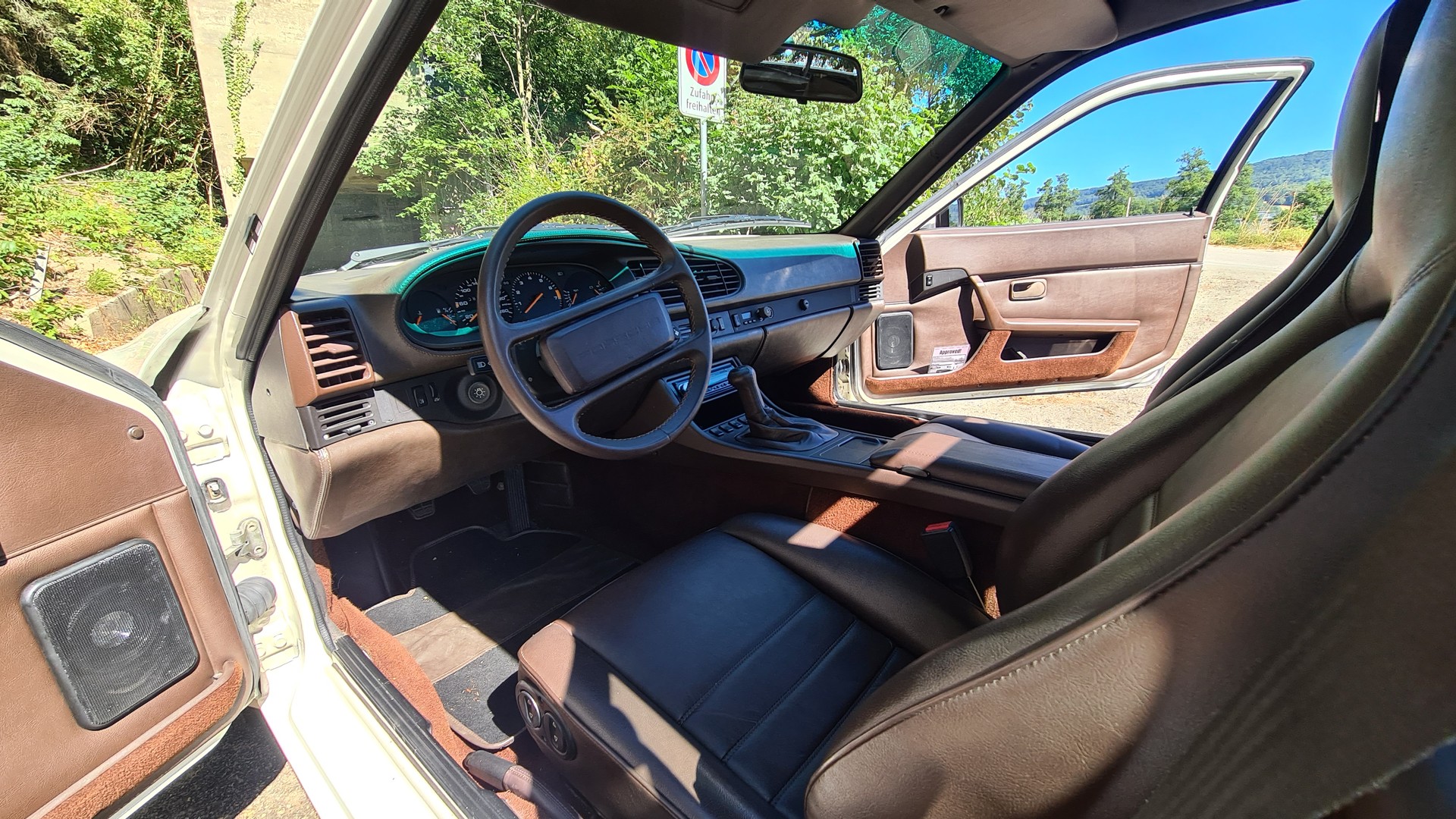 PORSCHE 2.5-image-3