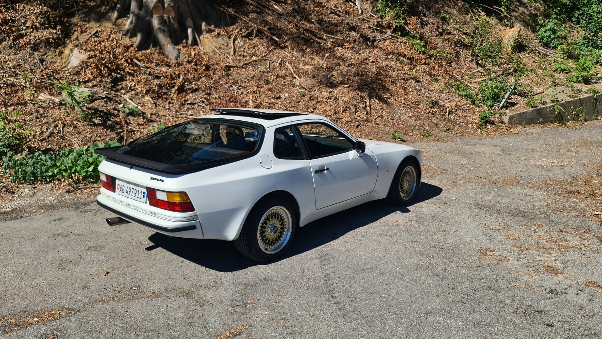 PORSCHE 2.5