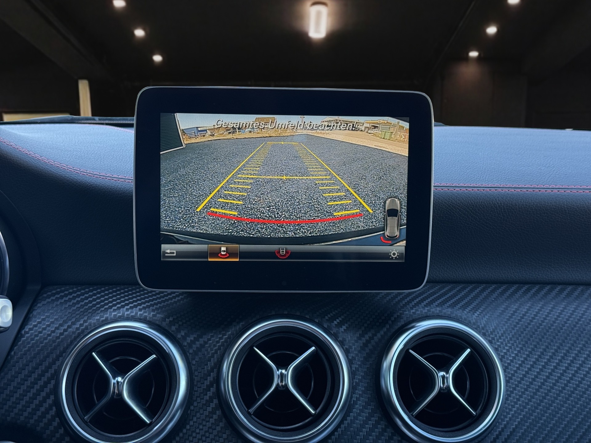 MERCEDES-BENZ A 200 CDI AMG Line 4Matic 7G-DCT-image-15
