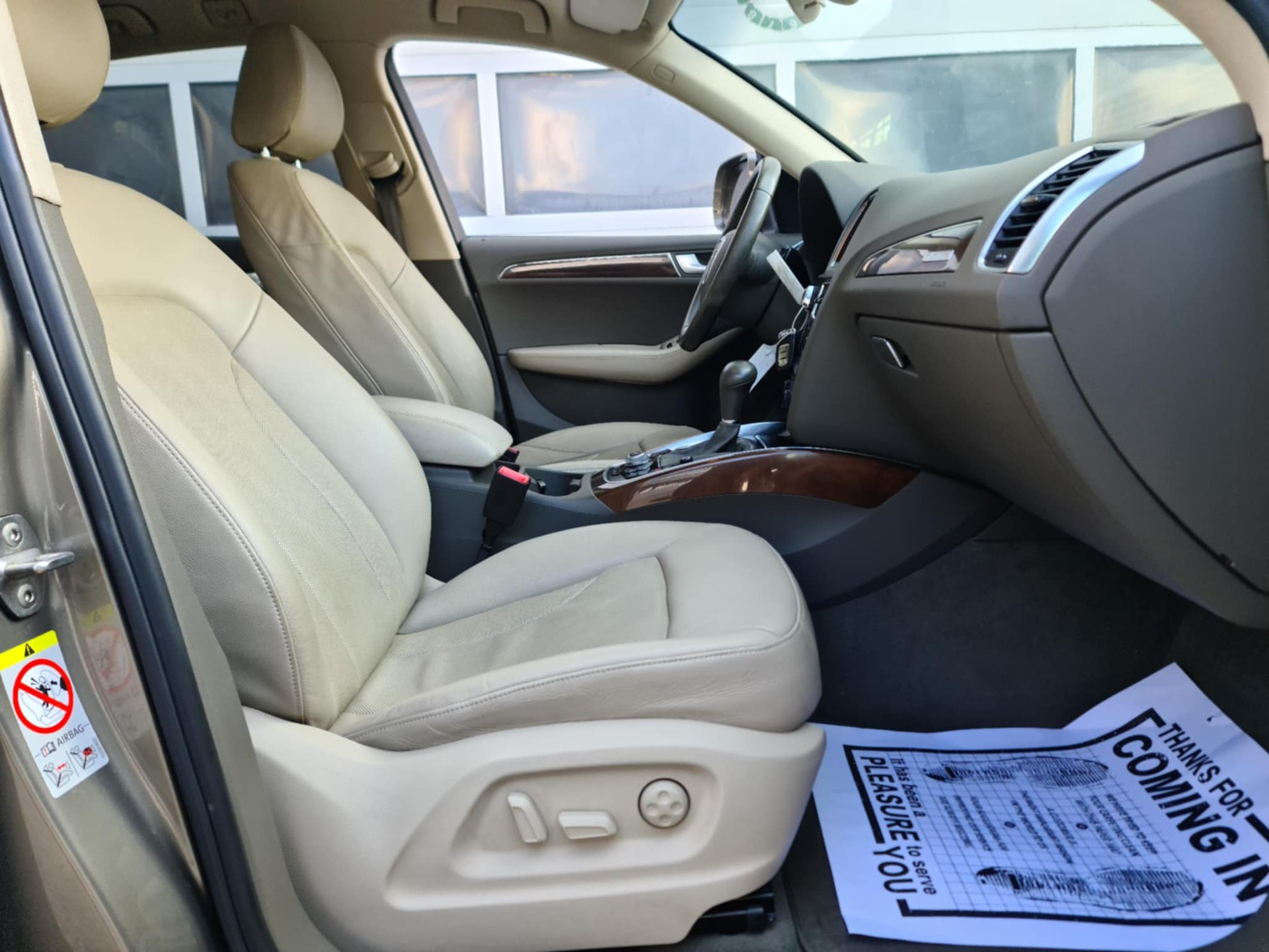 AUDI Q5 2.0 TFSI quattro S-tronic-image-14