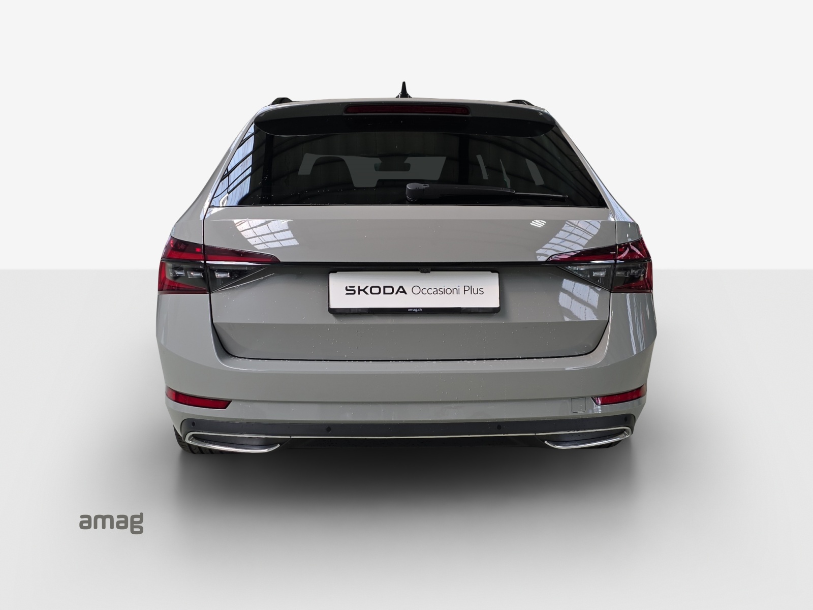 SKODA Superb Combi 2.0 TDi SportLine Light 4x4 DSG-image-3