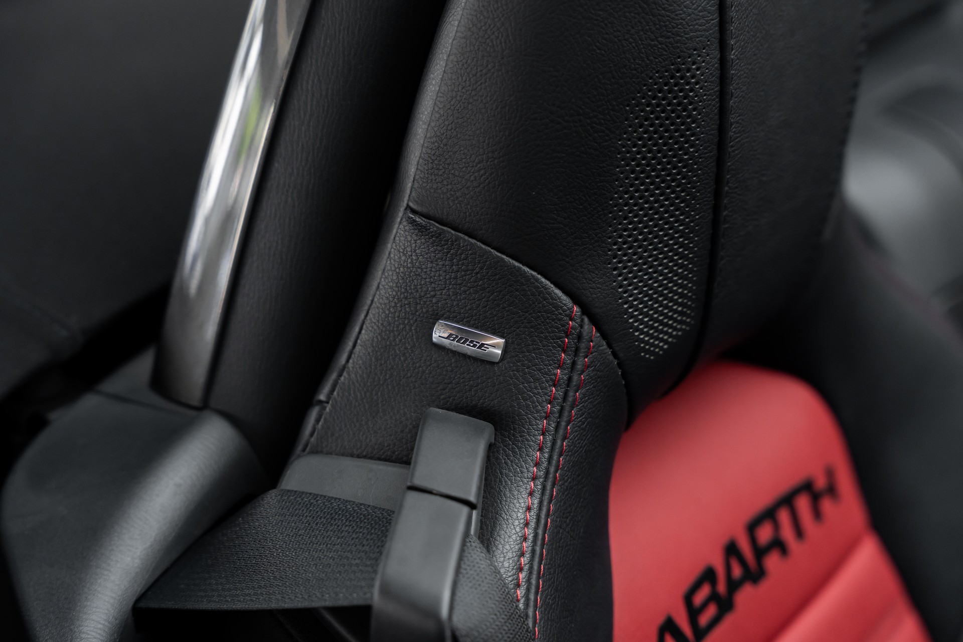 FIAT 124 Spider 1.4 TB Abarth Automatic-image-17