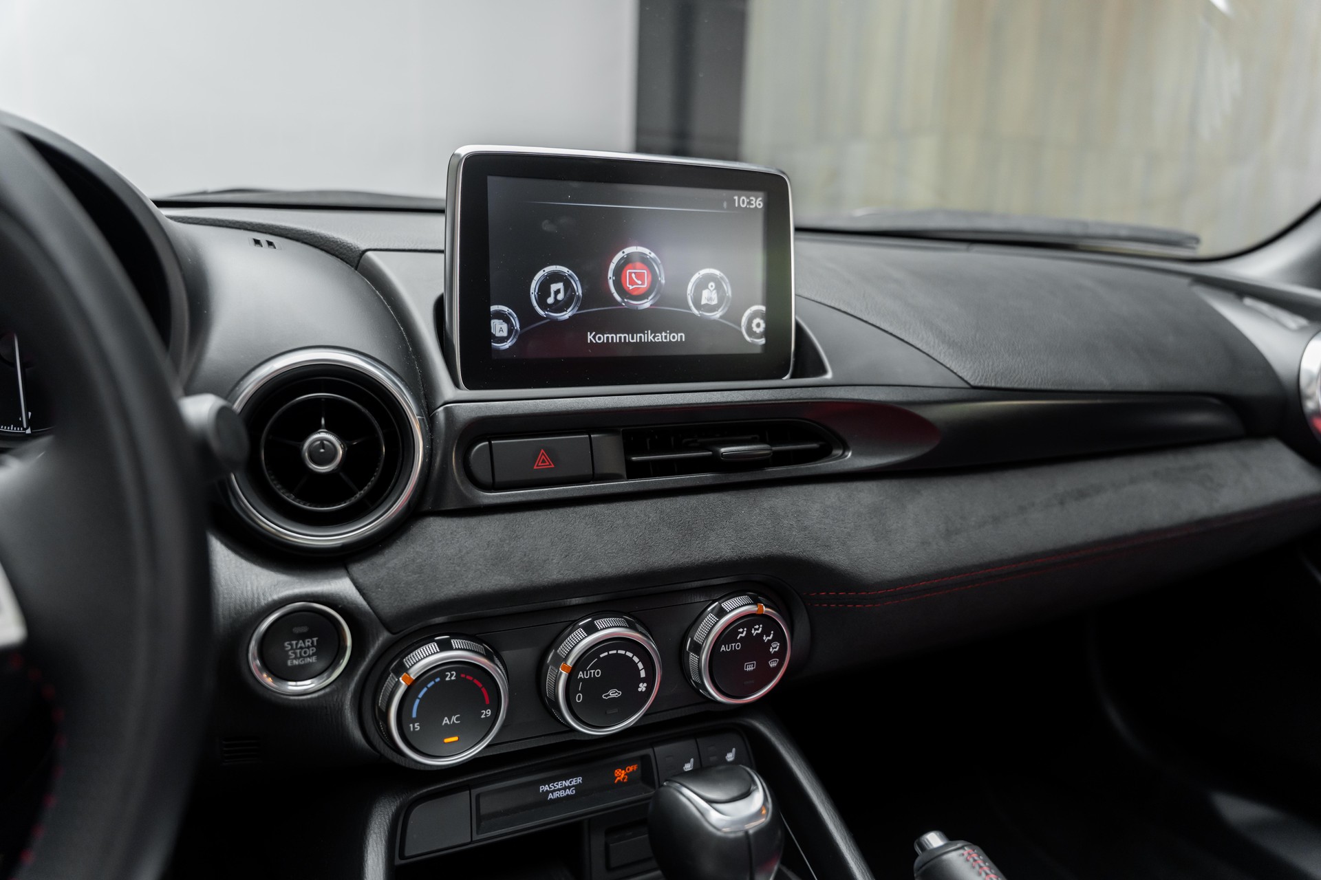 FIAT 124 Spider 1.4 TB Abarth Automatic-image-10
