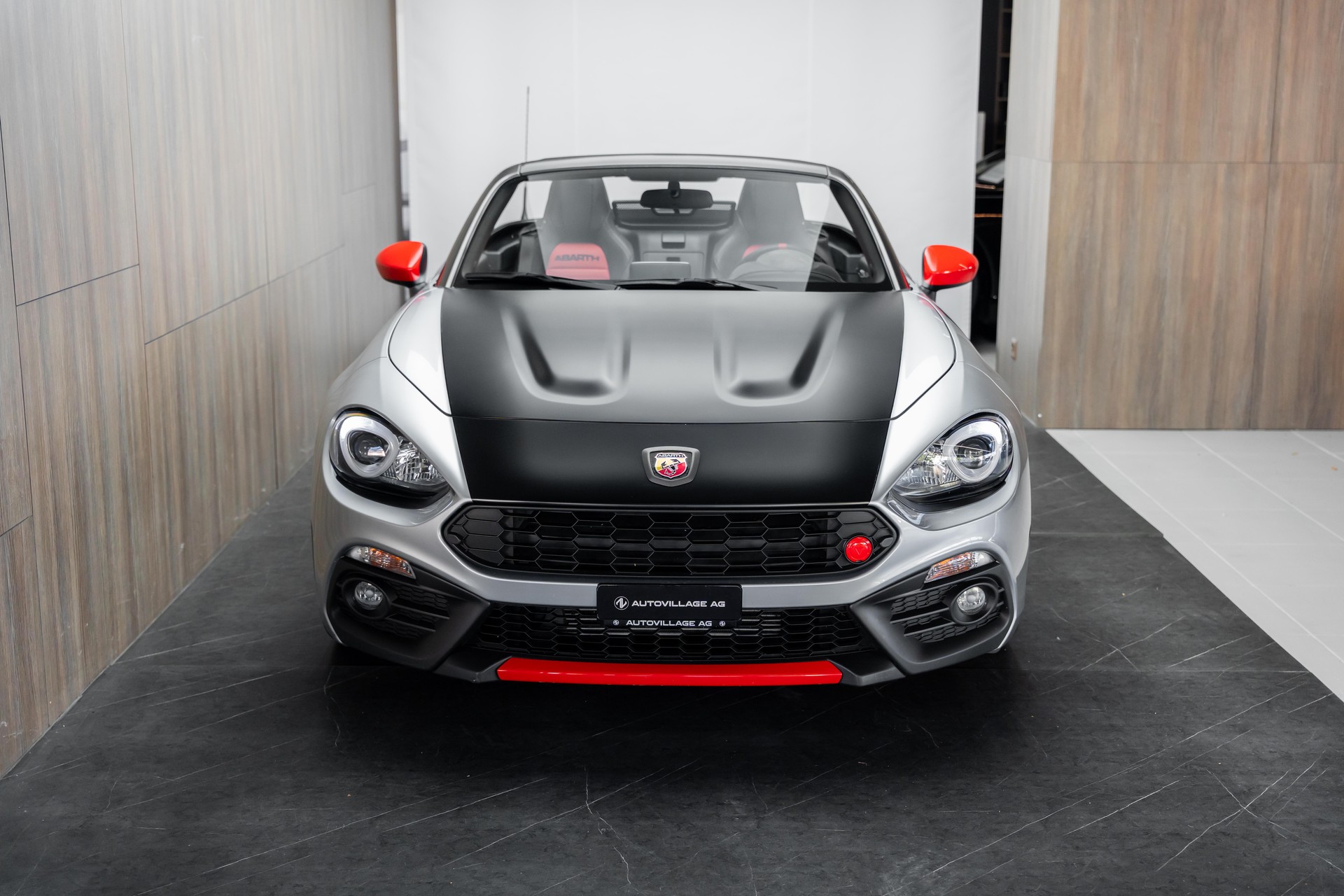 FIAT 124 Spider 1.4 TB Abarth Automatic-image-28