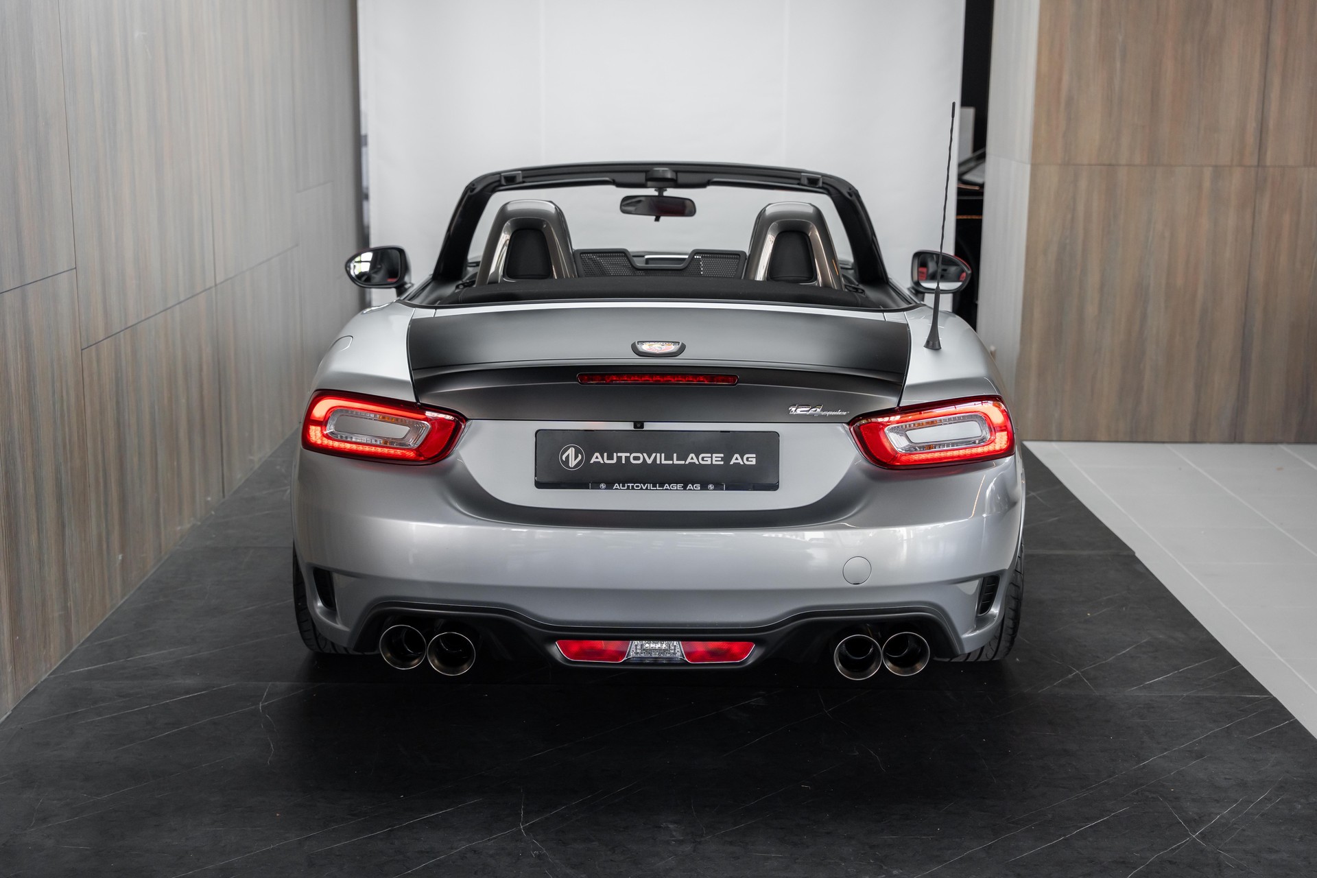 FIAT 124 Spider 1.4 TB Abarth Automatic-image-29