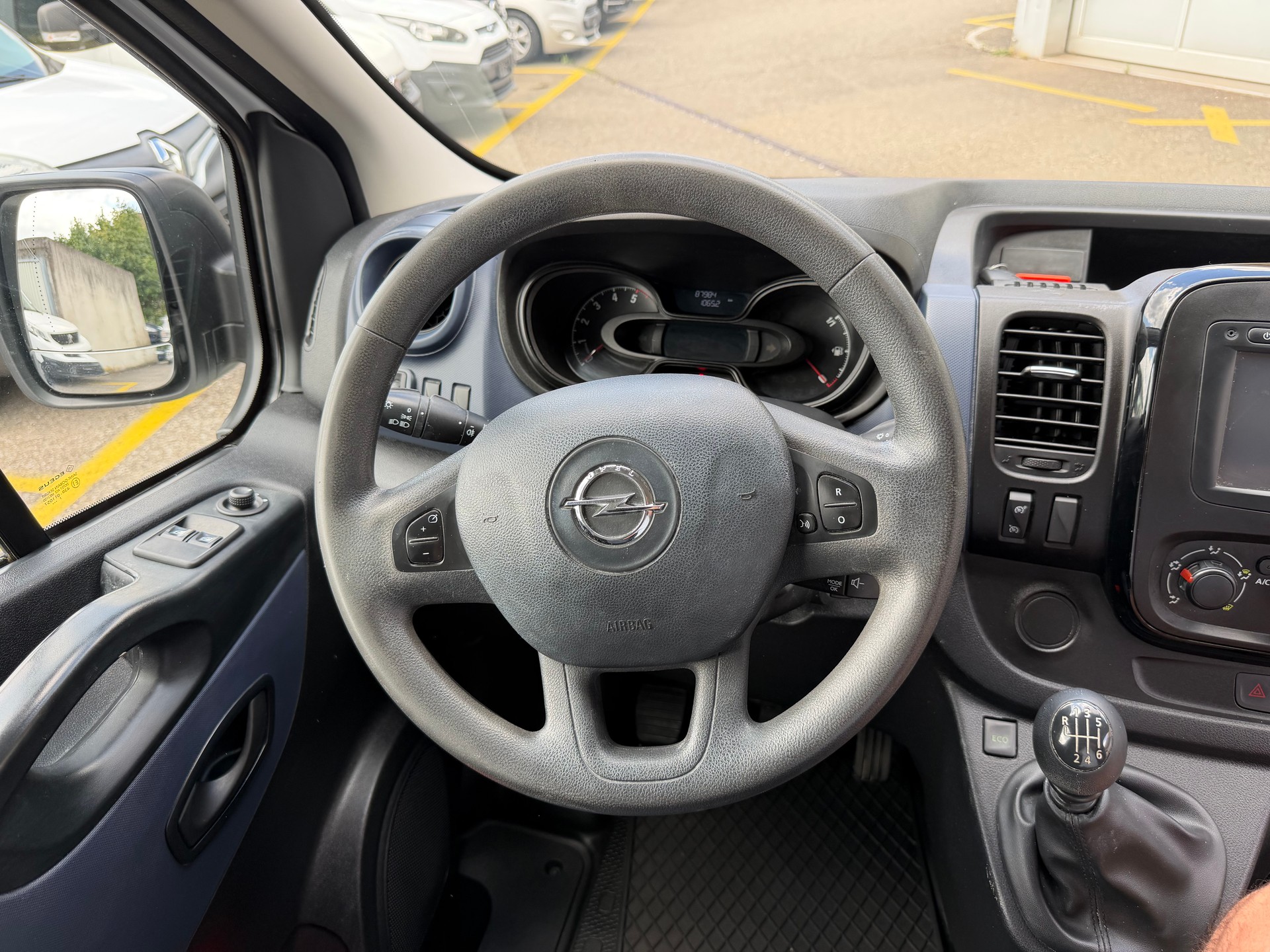 OPEL Vivaro 1.6 CDTI 2.7t L1H1-image-10