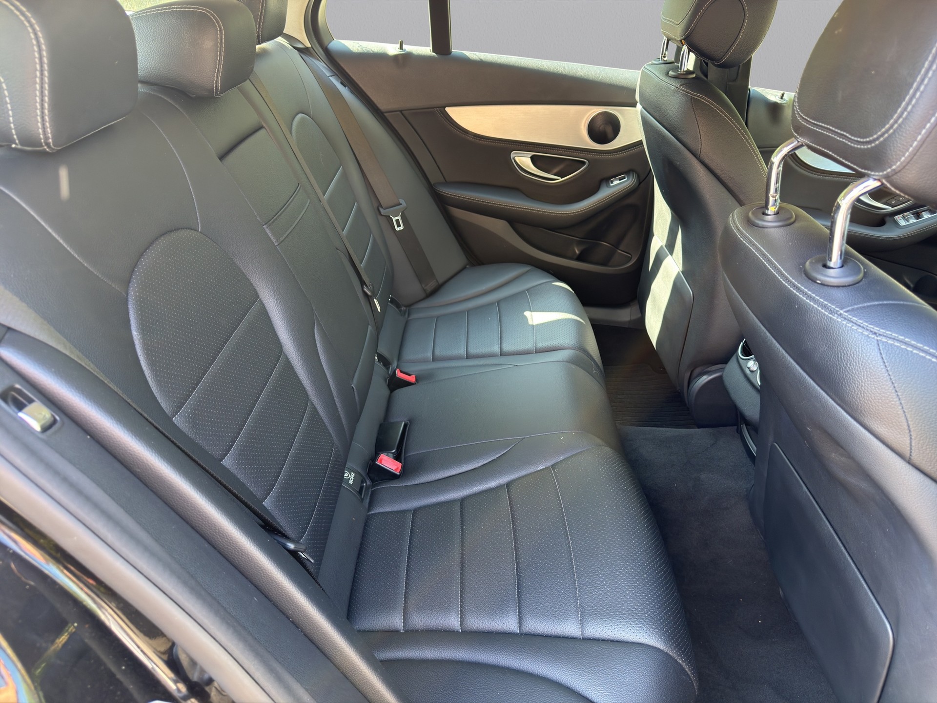 MERCEDES-BENZ C 250 BlueTEC Avantgarde 4Matic 7G-Tronic-image-14