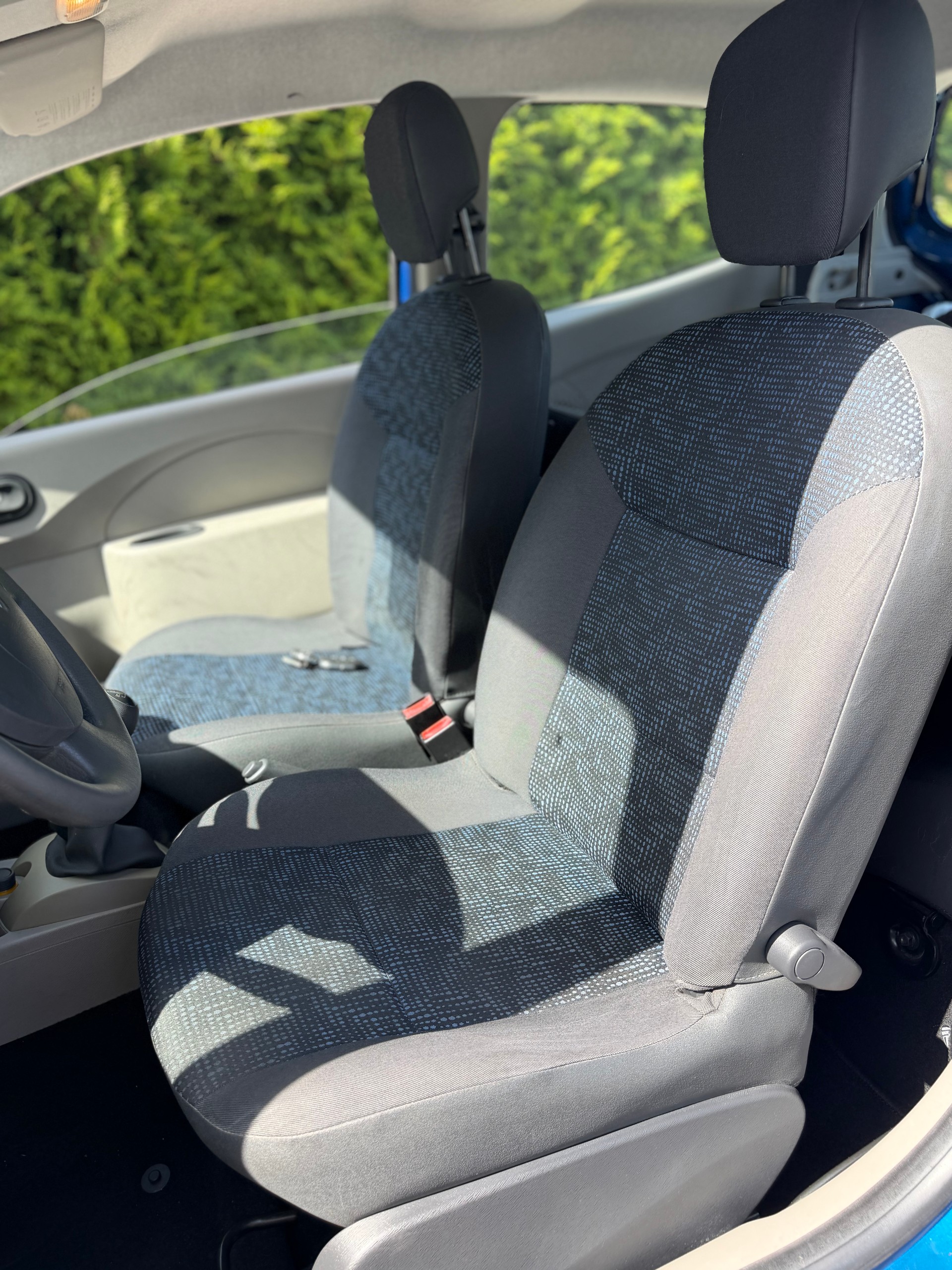 RENAULT Twingo 1.2 Authentique-image-7
