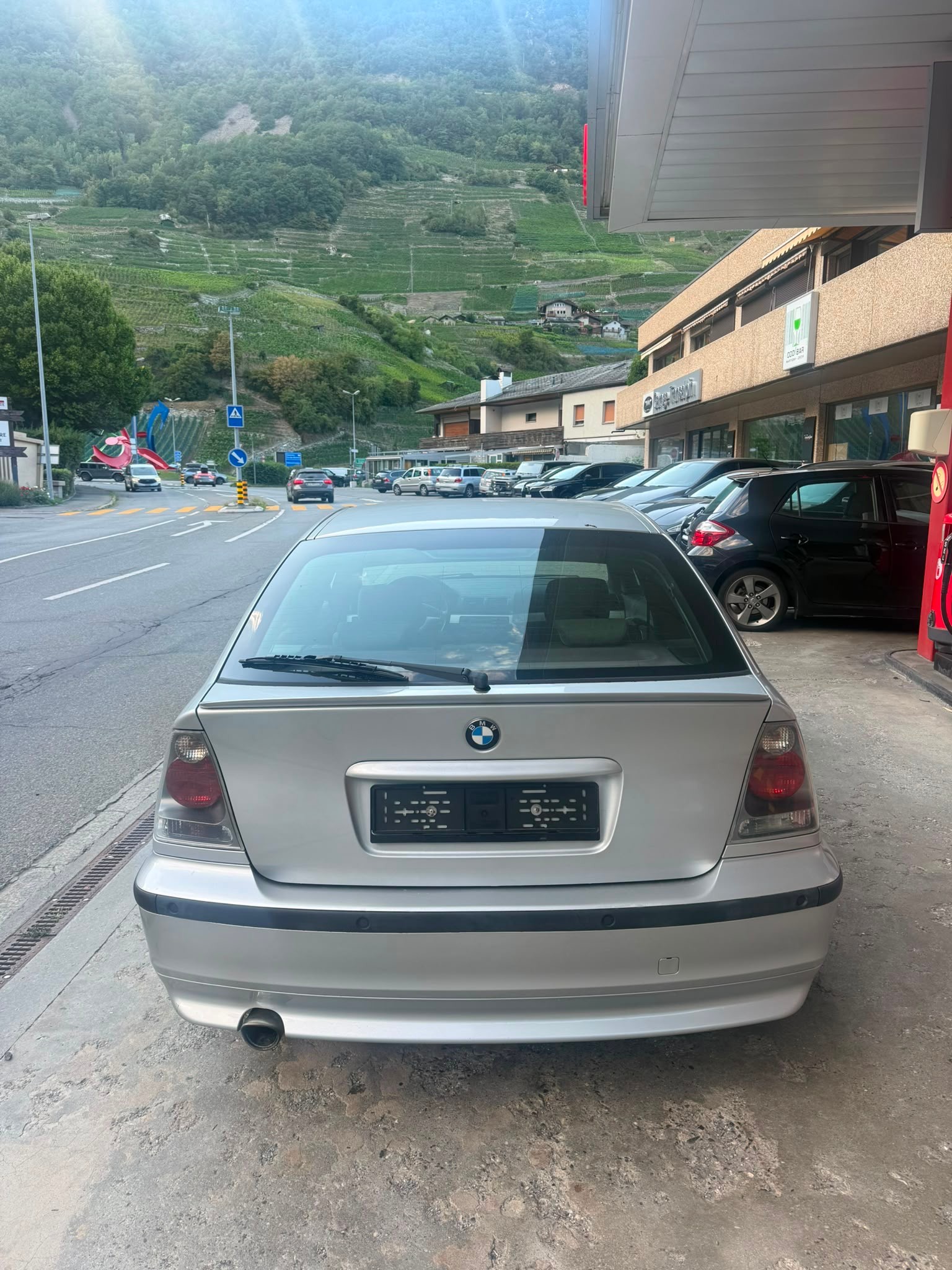 BMW 318 ti Compact-image-4
