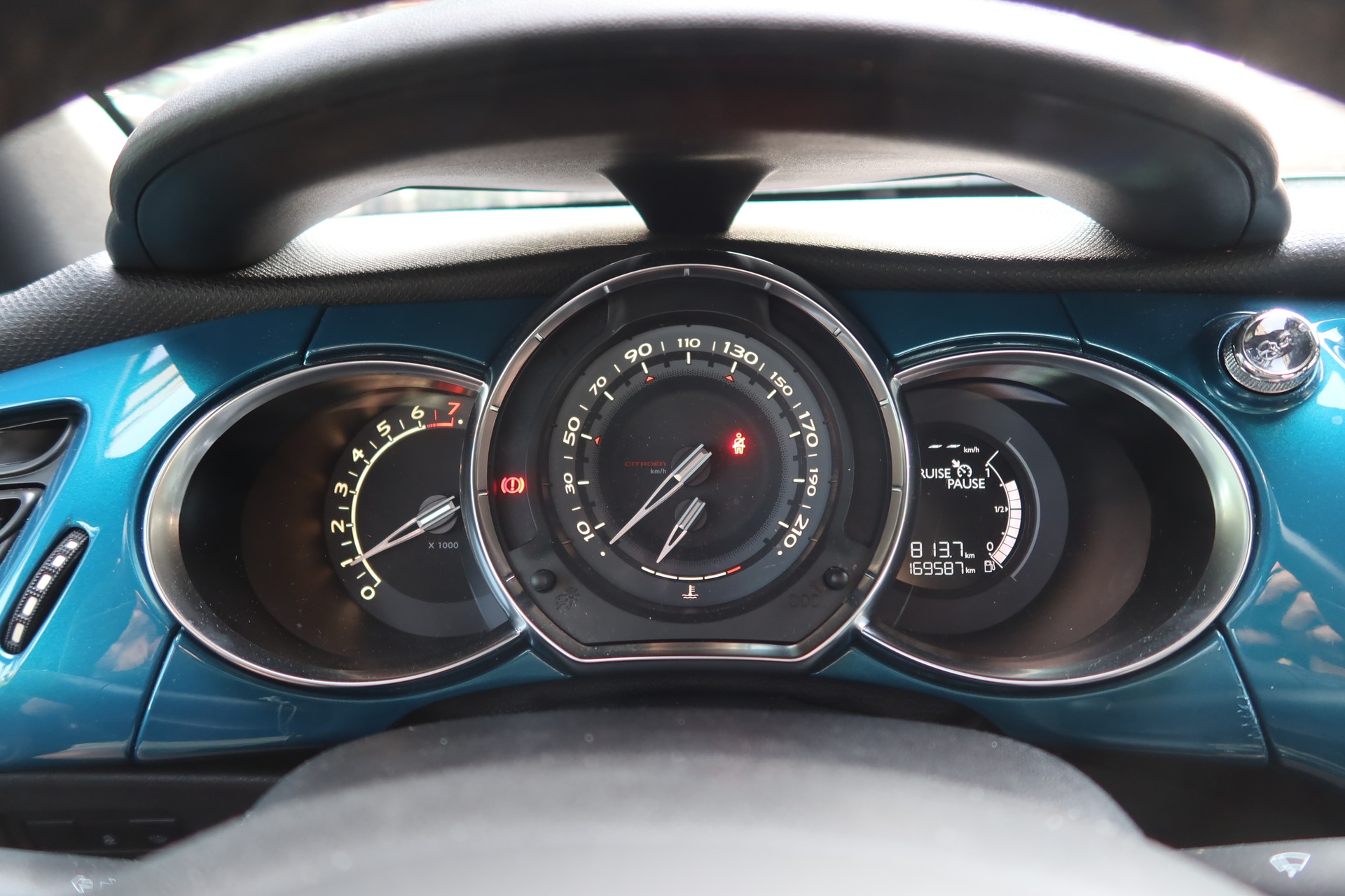 DS AUTOMOBILES DS3 1.6 THP Sp. Chic Plus-image-10