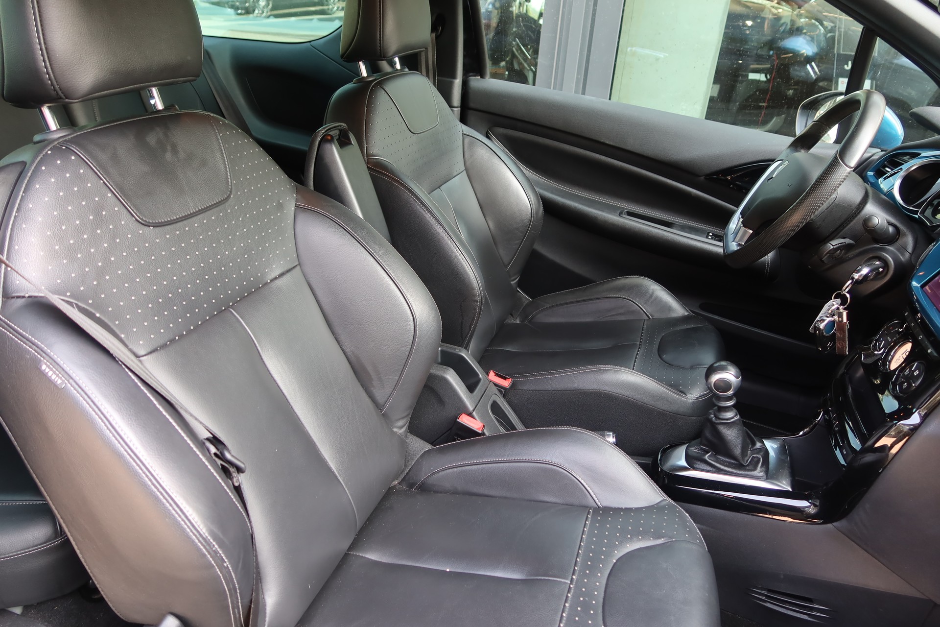 DS AUTOMOBILES DS3 1.6 THP Sp. Chic Plus-image-7