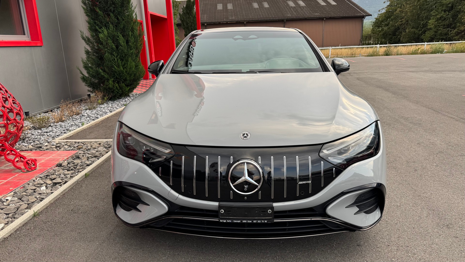 MERCEDES-BENZ EQE 43 AMG 4 Matic-image-4