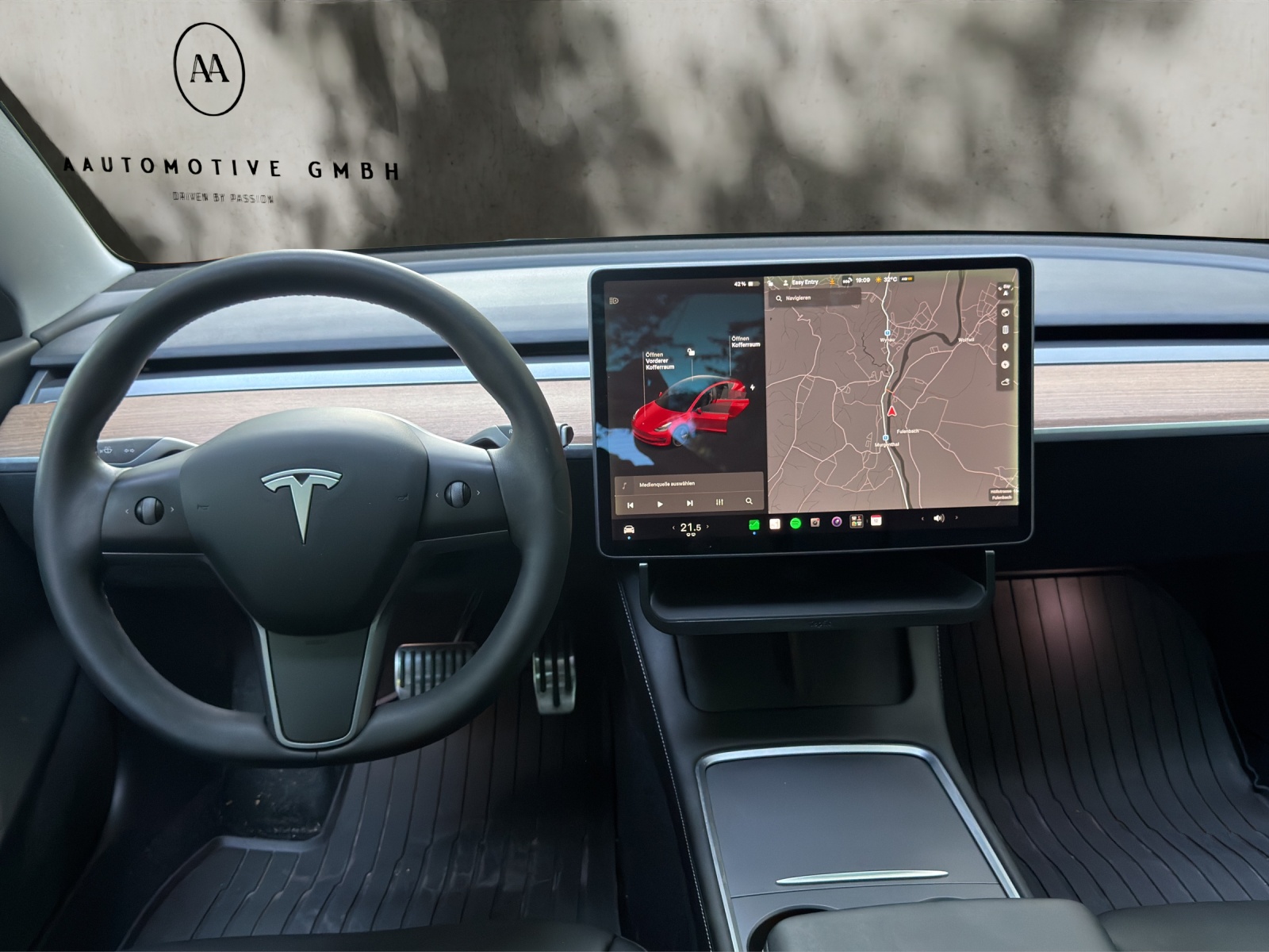 TESLA Model 3 Long Range Dual Motor AWD-image-11