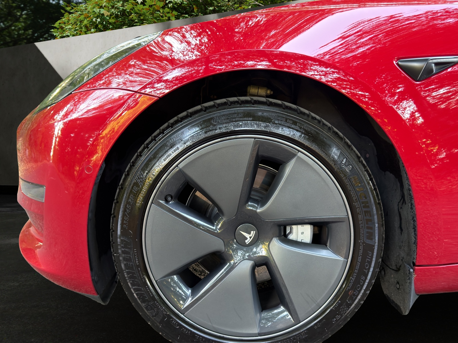 TESLA Model 3 Long Range Dual Motor AWD-image-16