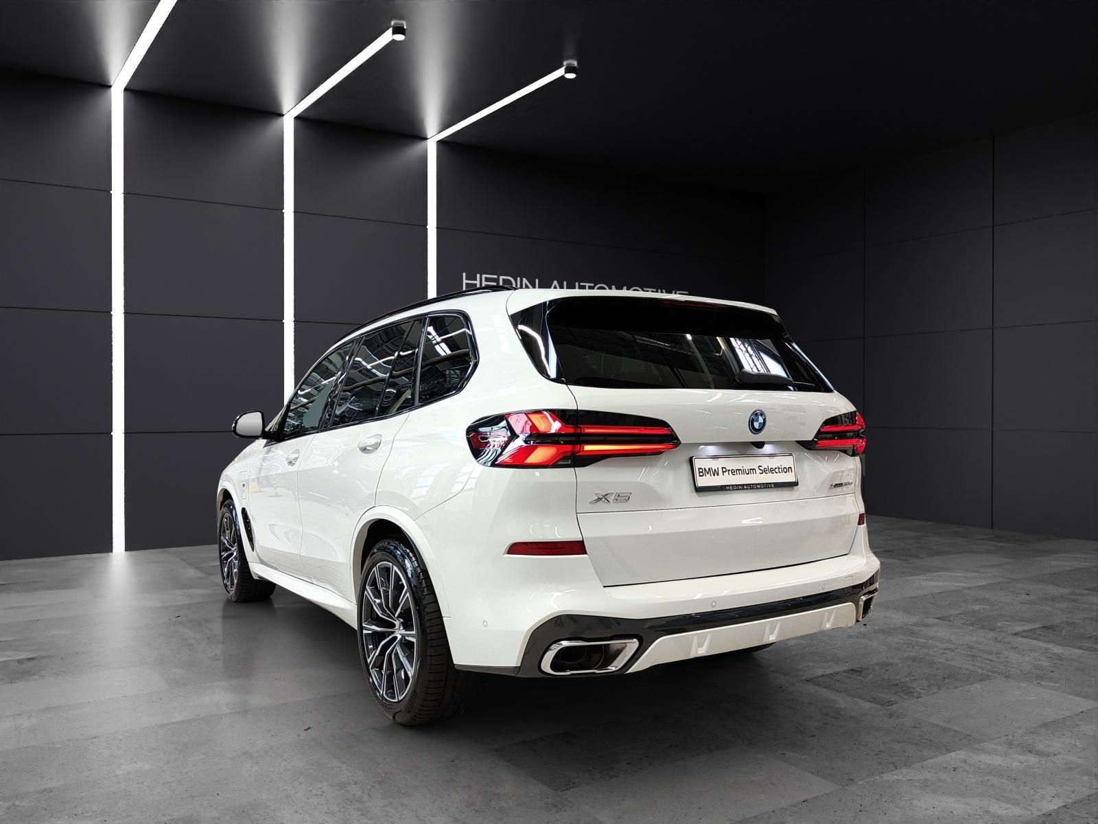 BMW X5 50e xDrive Attraktiven Leasingzinssatz ab 1,9 % bei Abschluss einer BMW Fahrzeugversicherung.-image-3