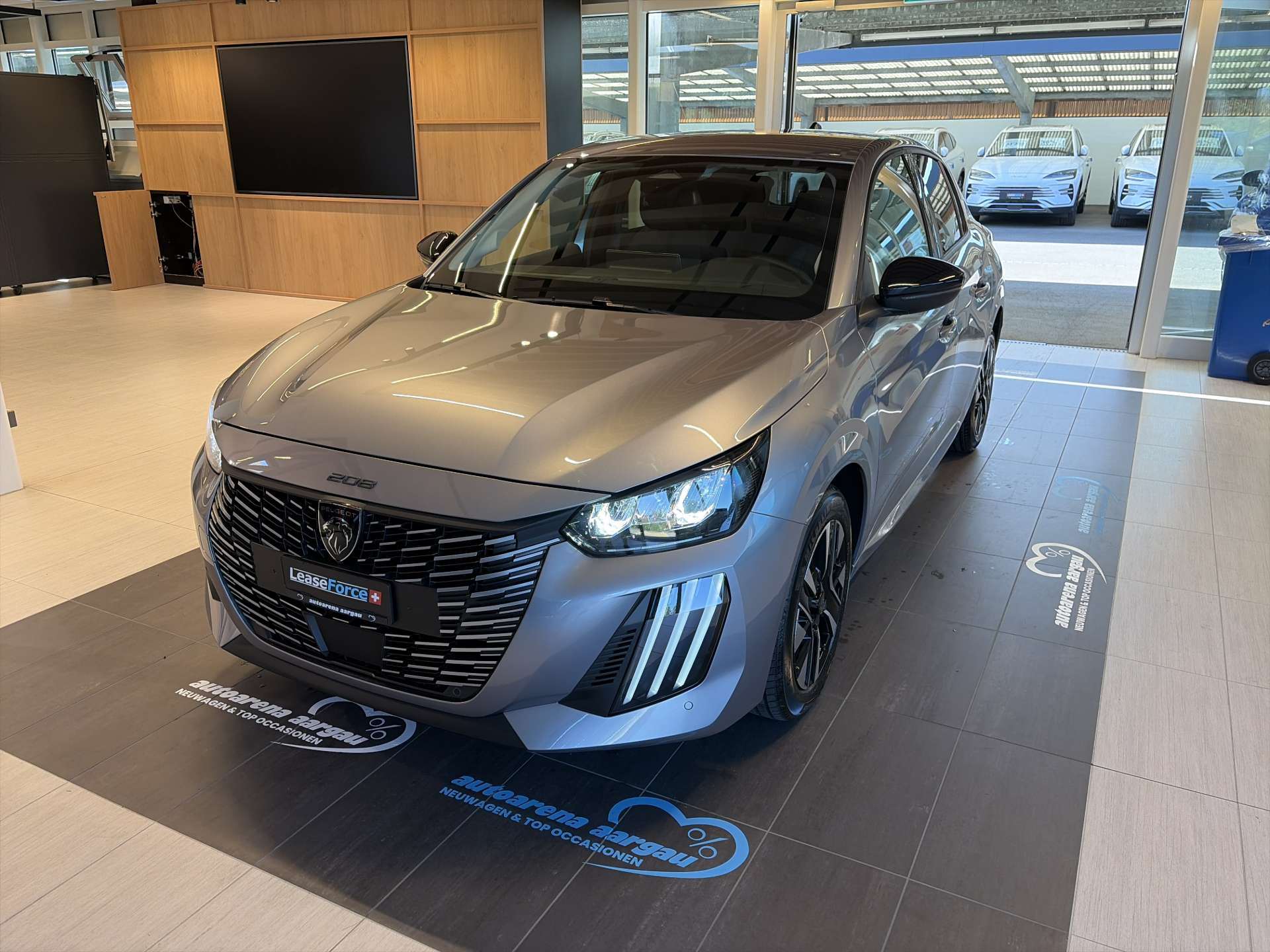 PEUGEOT 208 1.2 MHEV 110 Allure Automat-image-0