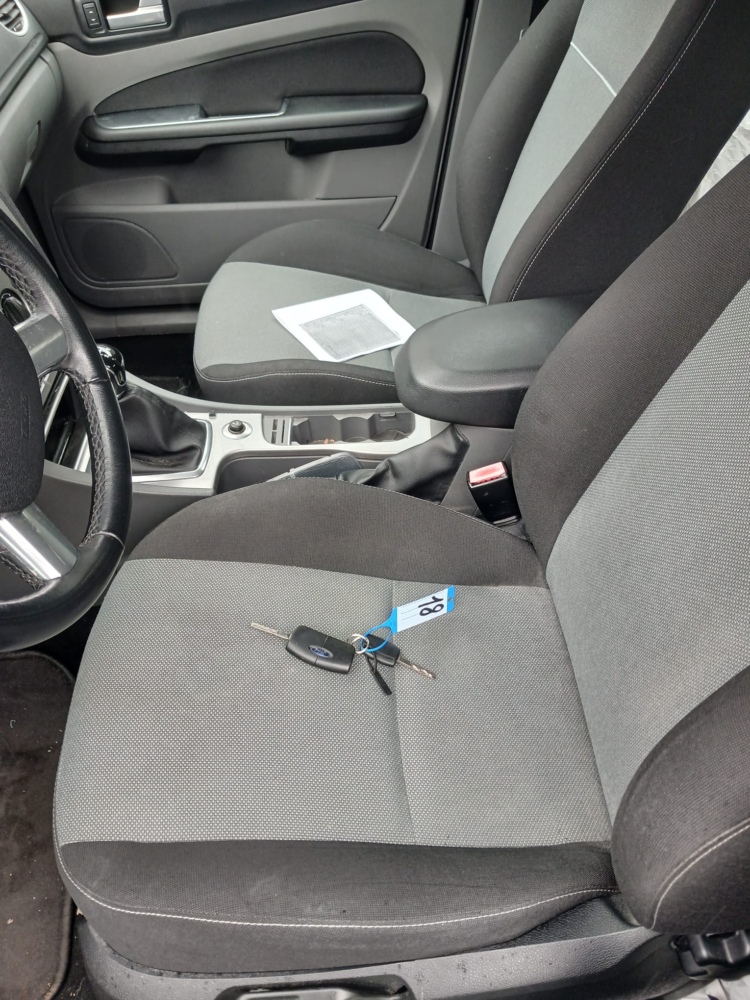 FORD Focus 1.6i Carving-image-9