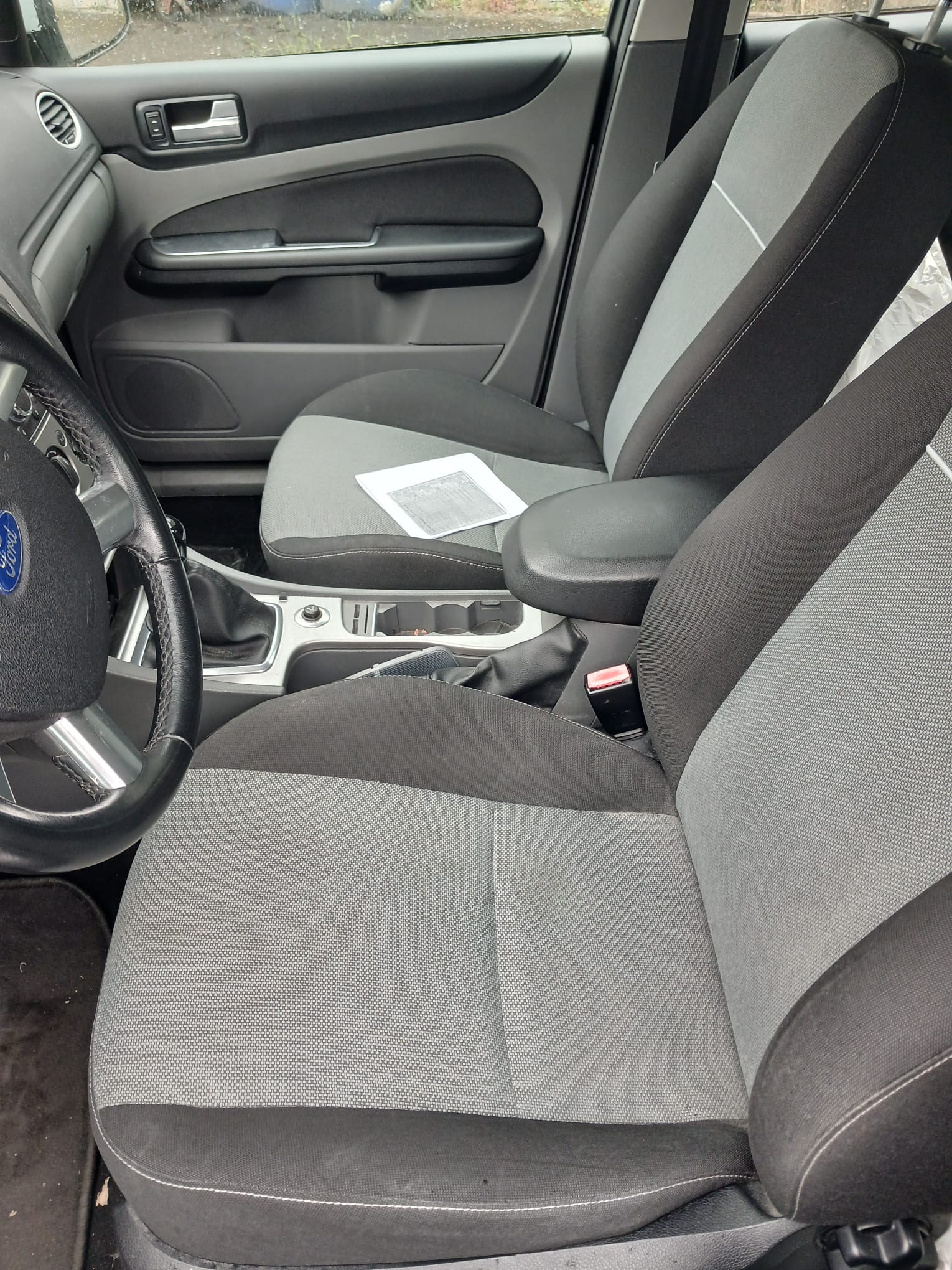FORD Focus 1.6i Carving-image-7