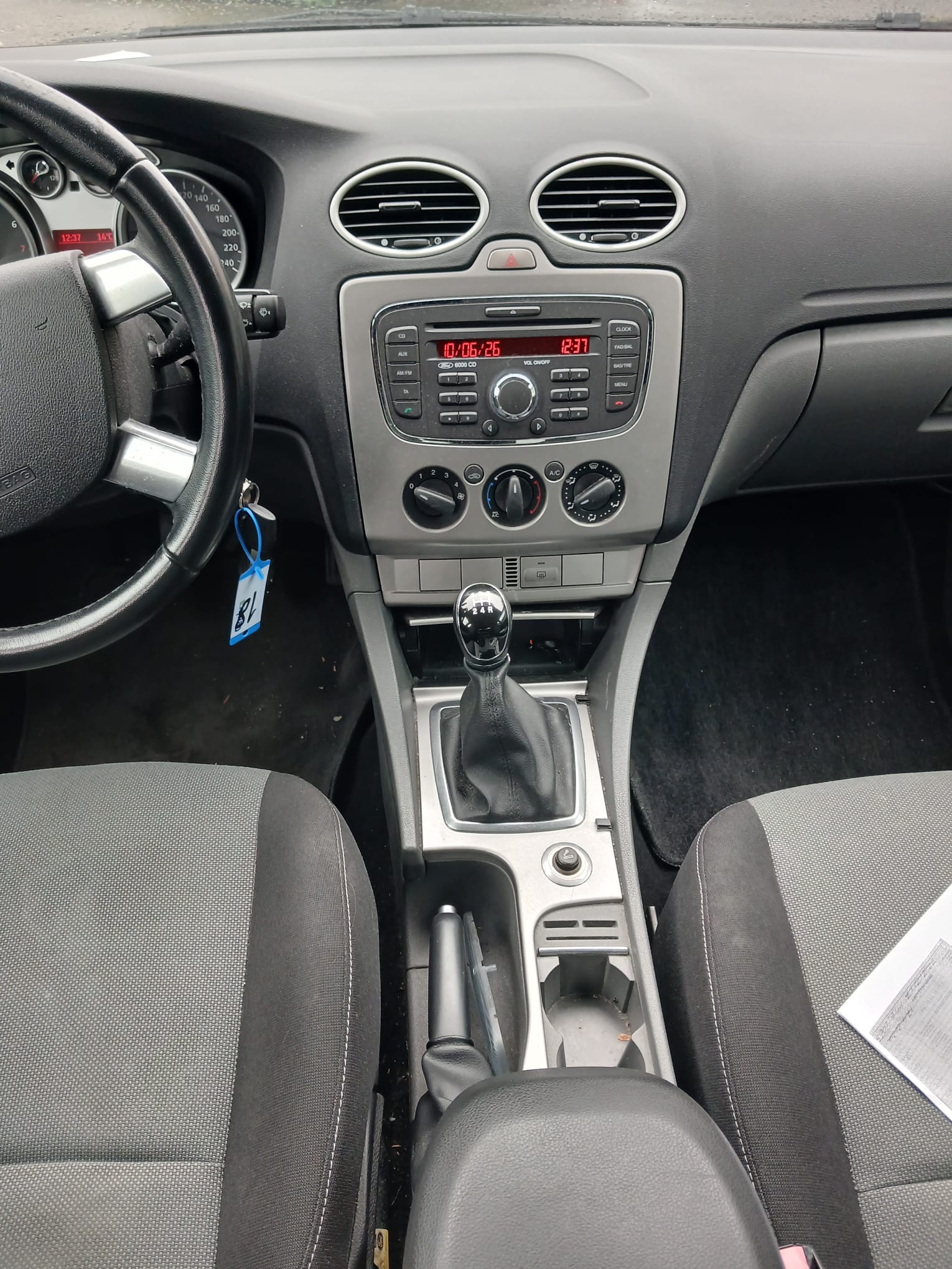 FORD Focus 1.6i Carving-image-8