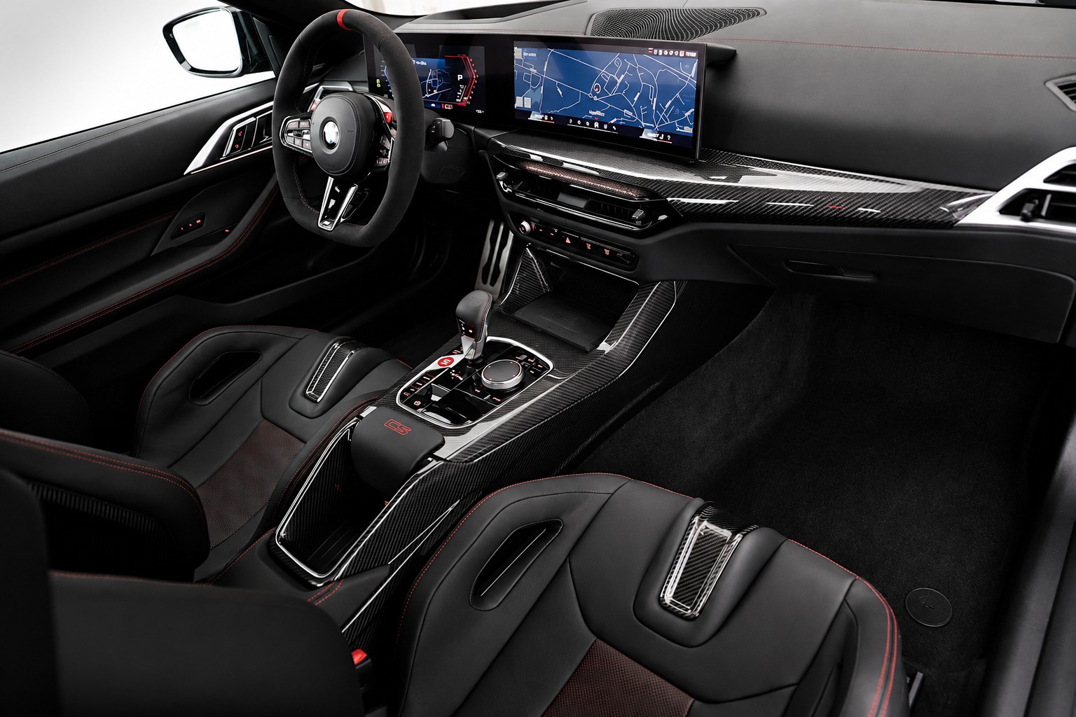 BMW M4 CS Coupé ganz in Schwarz-image-5