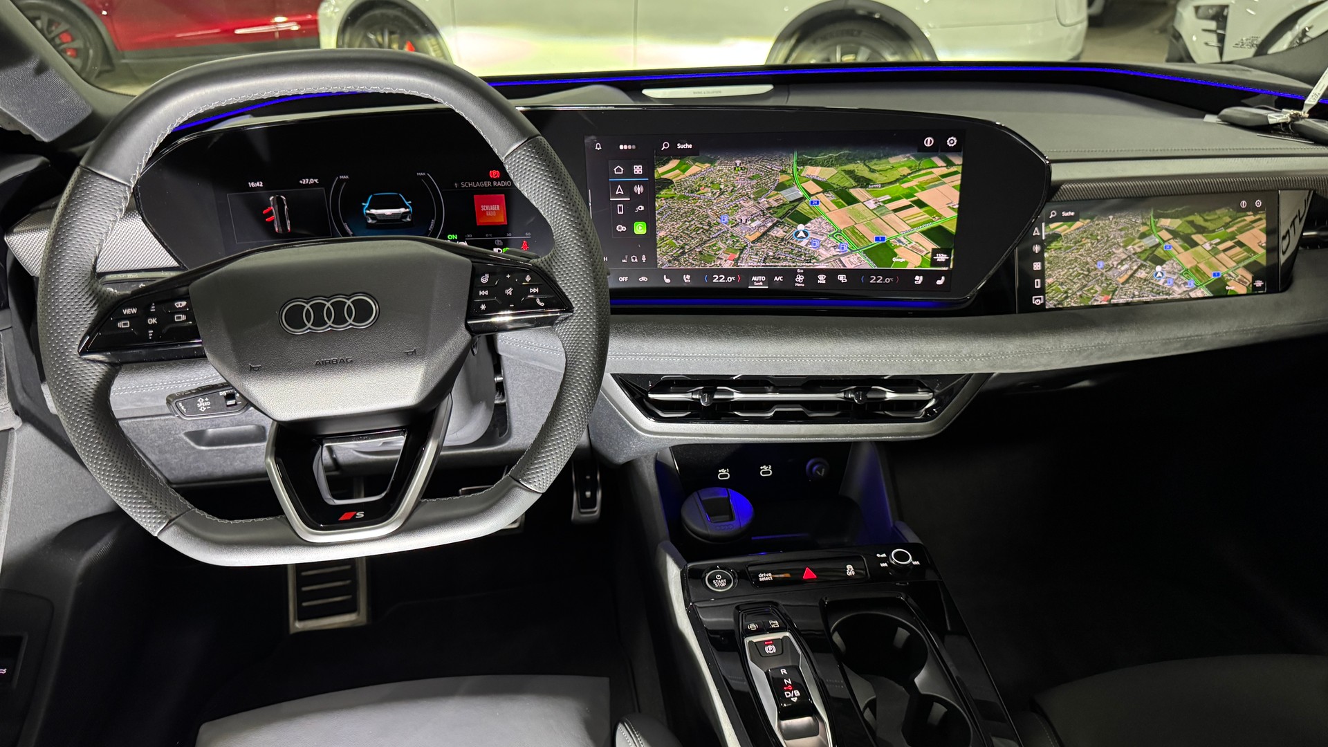 AUDI A6 Sportback Full-Black e-tron S-Line quattro 428PS // CH-Fahrzeug // Paket Premium experience-image-13