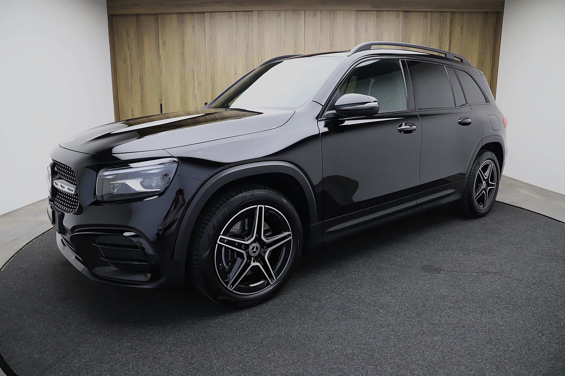 MERCEDES-BENZ GLB 250 4Matic 8G-Tronic AMG Line Advance Plus mit 7 Sitze-image-0