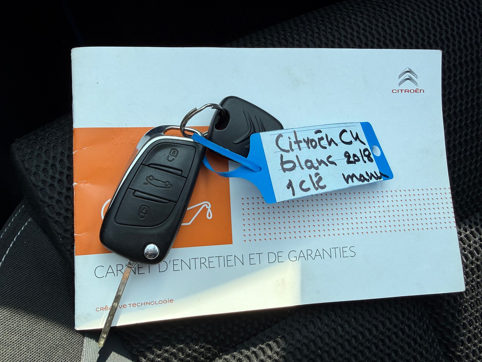 CITROEN C4 1.2 Pure Tech Feel Edition-image-29