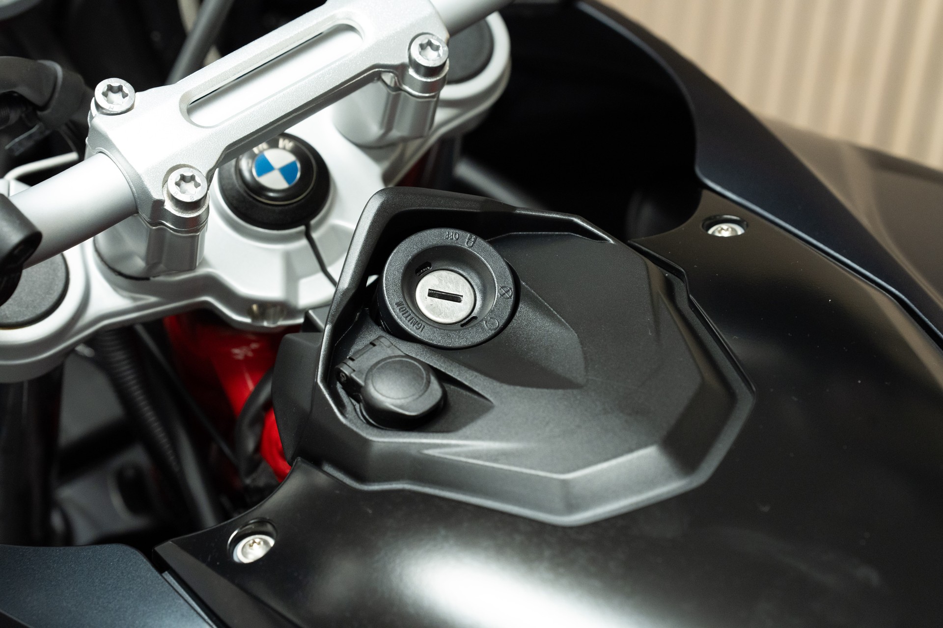 BMW F 700 GS-showroom-element-3