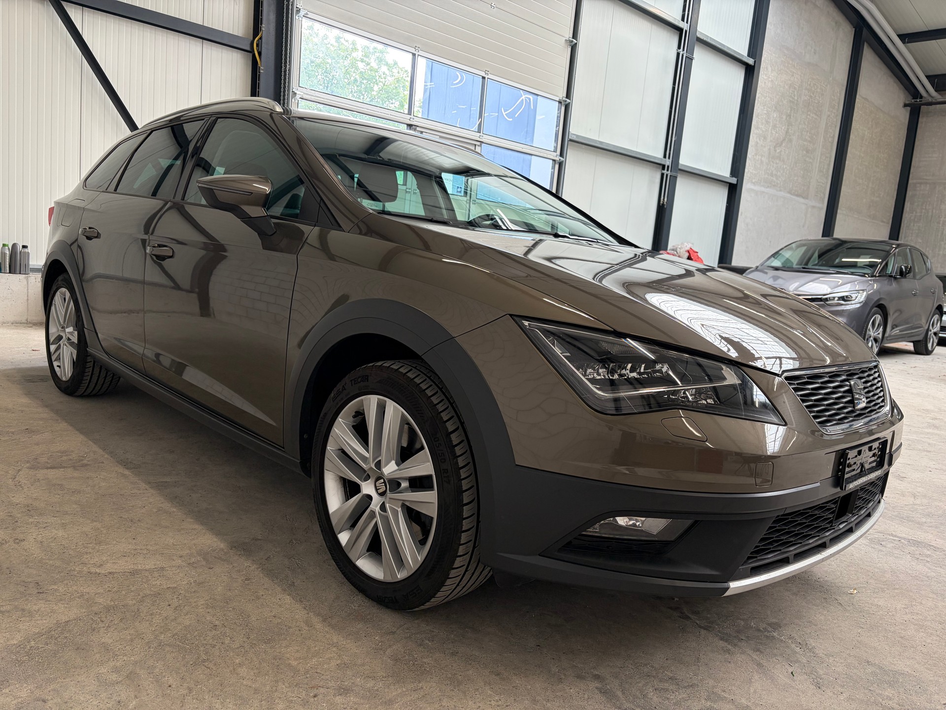 SEAT Leon ST 2.0 TDI X-Perience 4Drive DSG-image-3