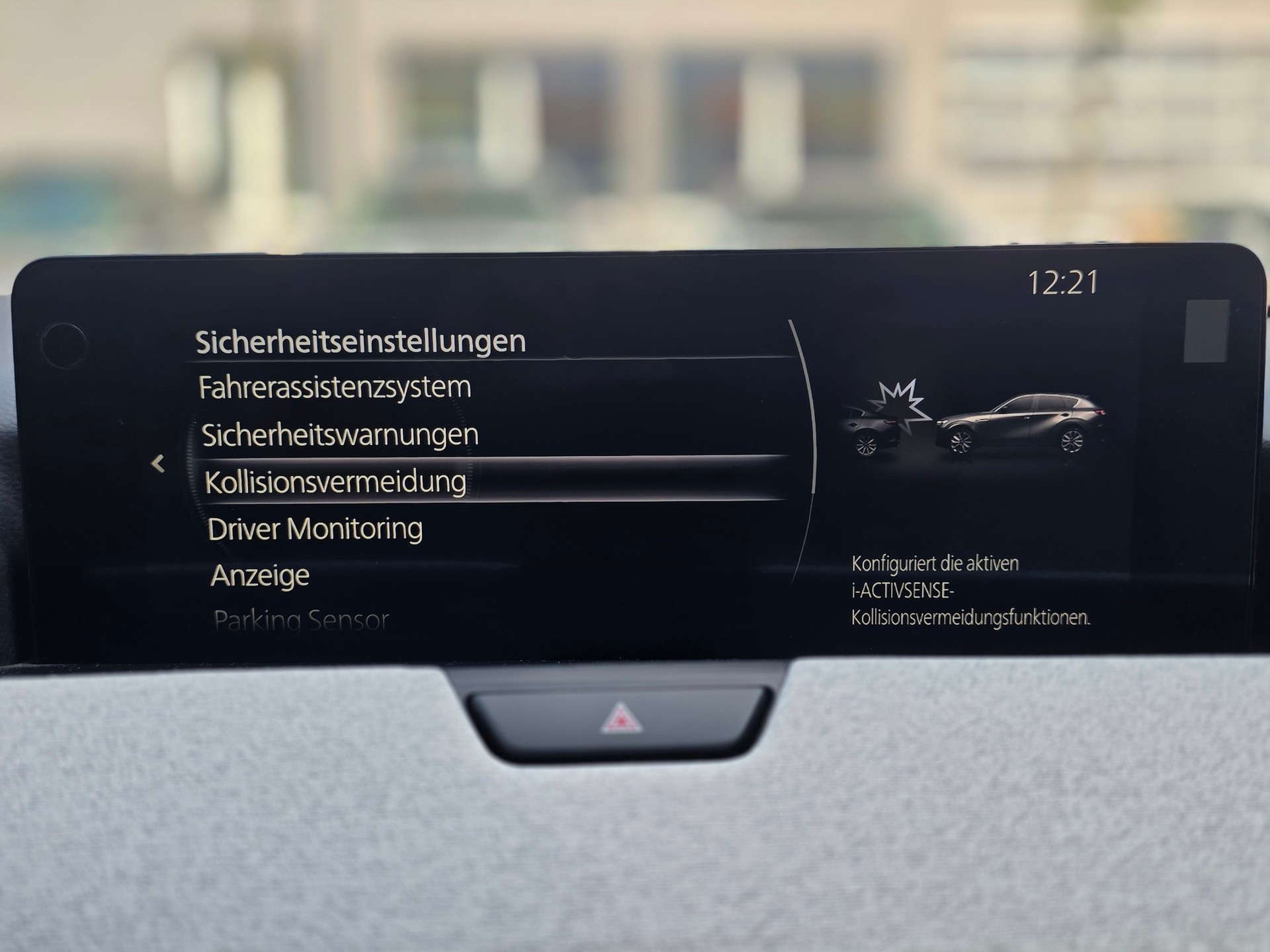 MAZDA CX-60 e-Skyactiv PHEV 327 AWD Takumi // VOLLAUSSTATT.- EL.AHK 2500KG- BELÜFTETE SITZE- PANORAMA- BOSE- GARANTIE BIS 08.2028-image-17