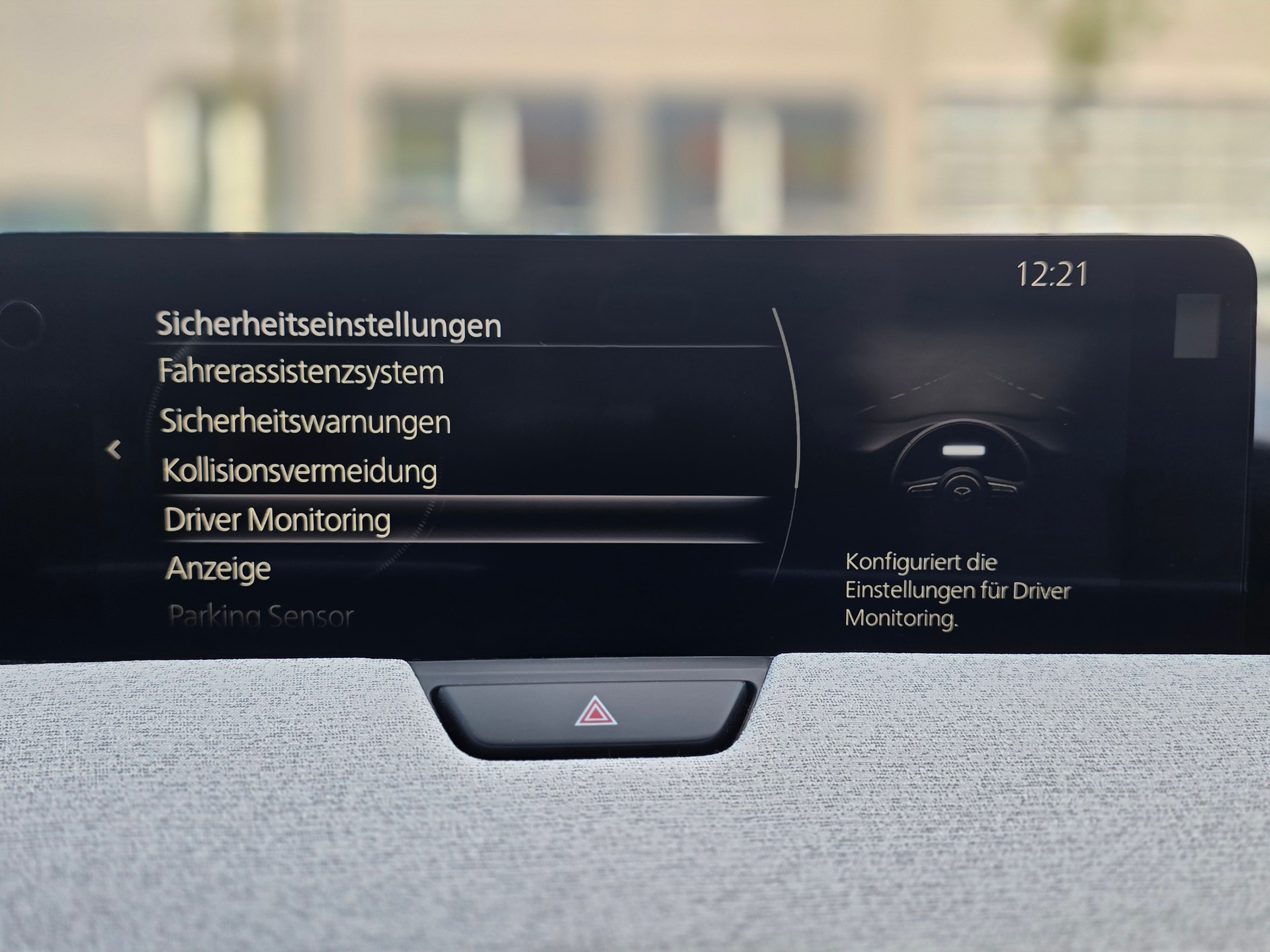 MAZDA CX-60 e-Skyactiv PHEV 327 AWD Takumi // VOLLAUSSTATT.- EL.AHK 2500KG- BELÜFTETE SITZE- PANORAMA- BOSE- GARANTIE BIS 08.2028-image-18